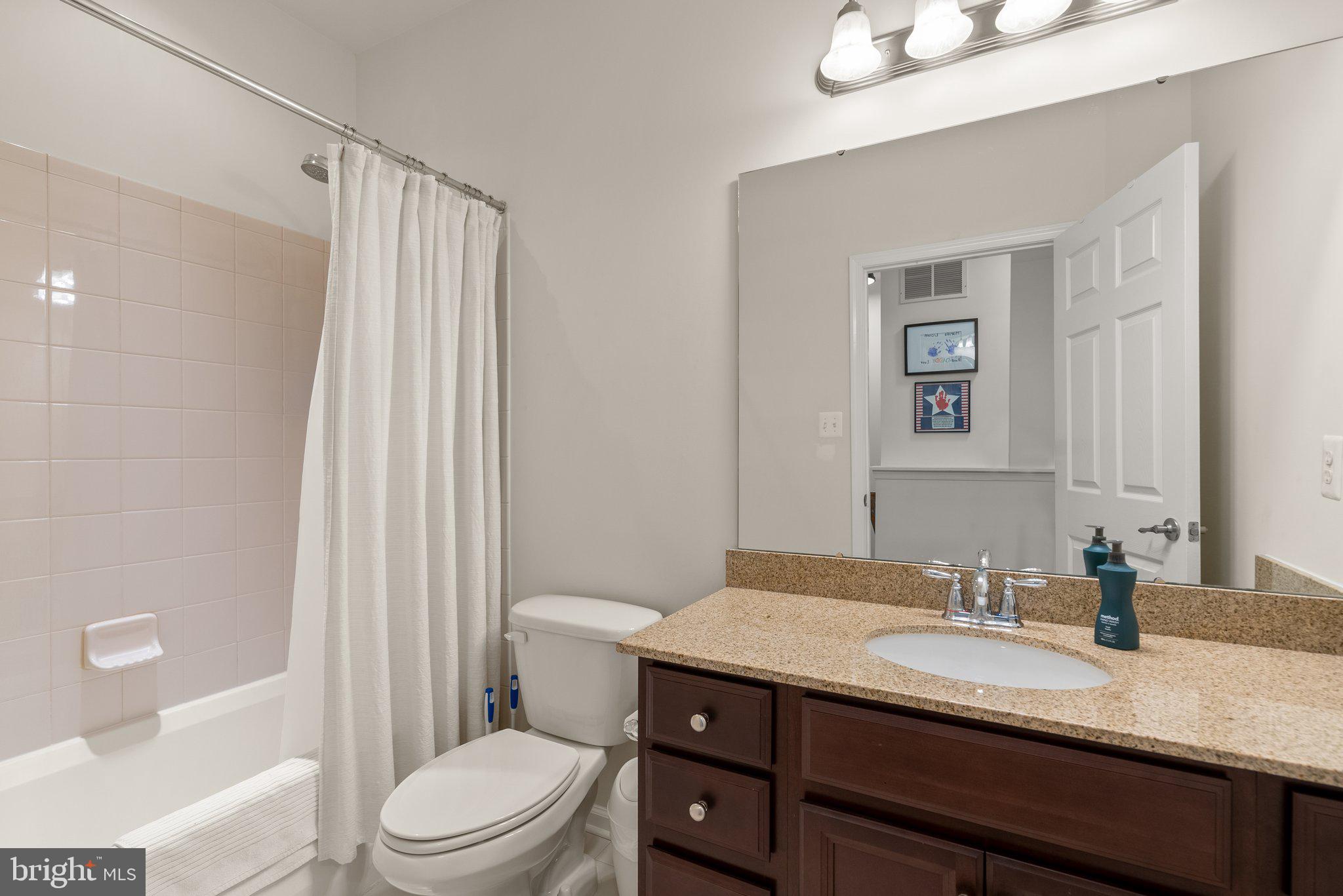 POTOMAC CLUB II - Residential Lease