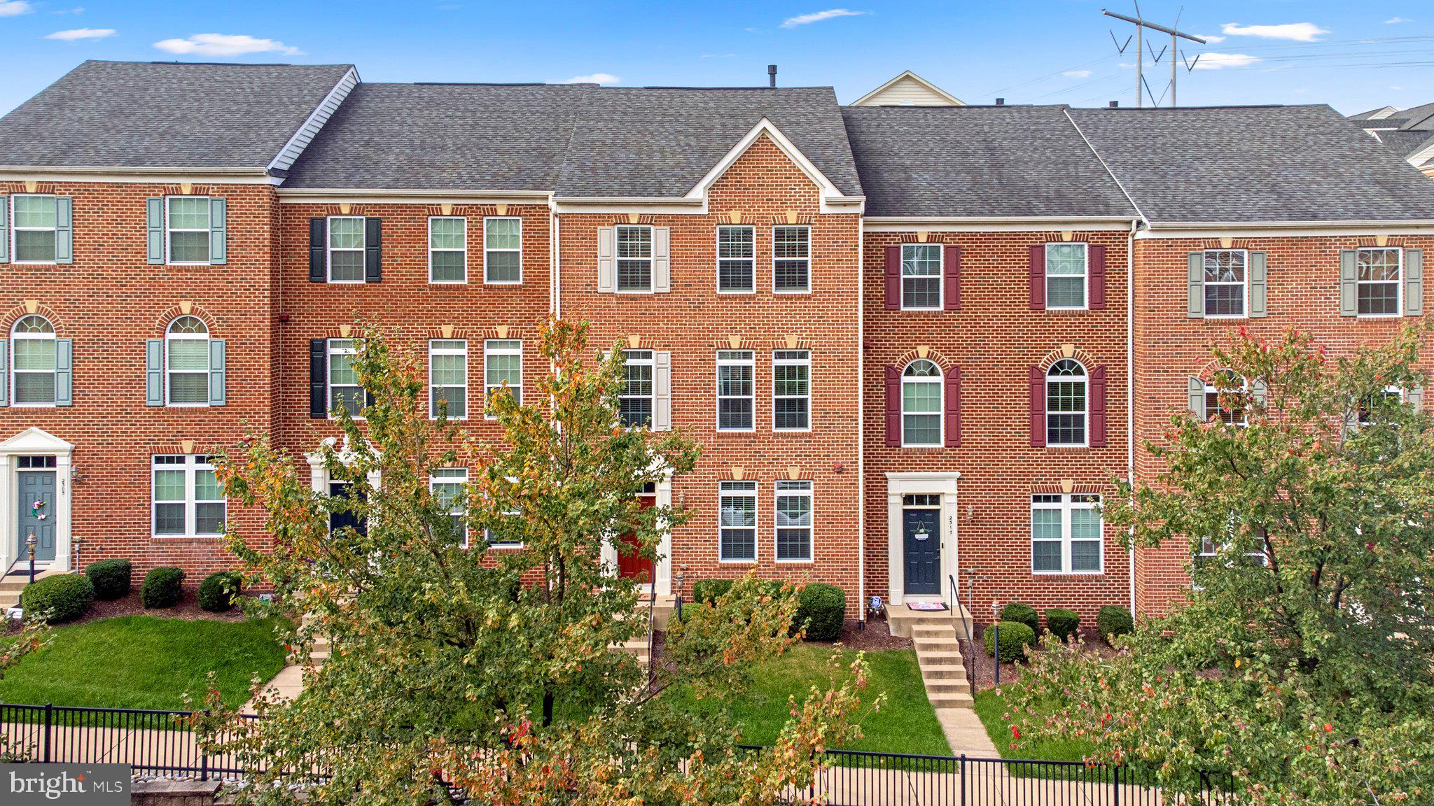 POTOMAC CLUB II - Residential Lease
