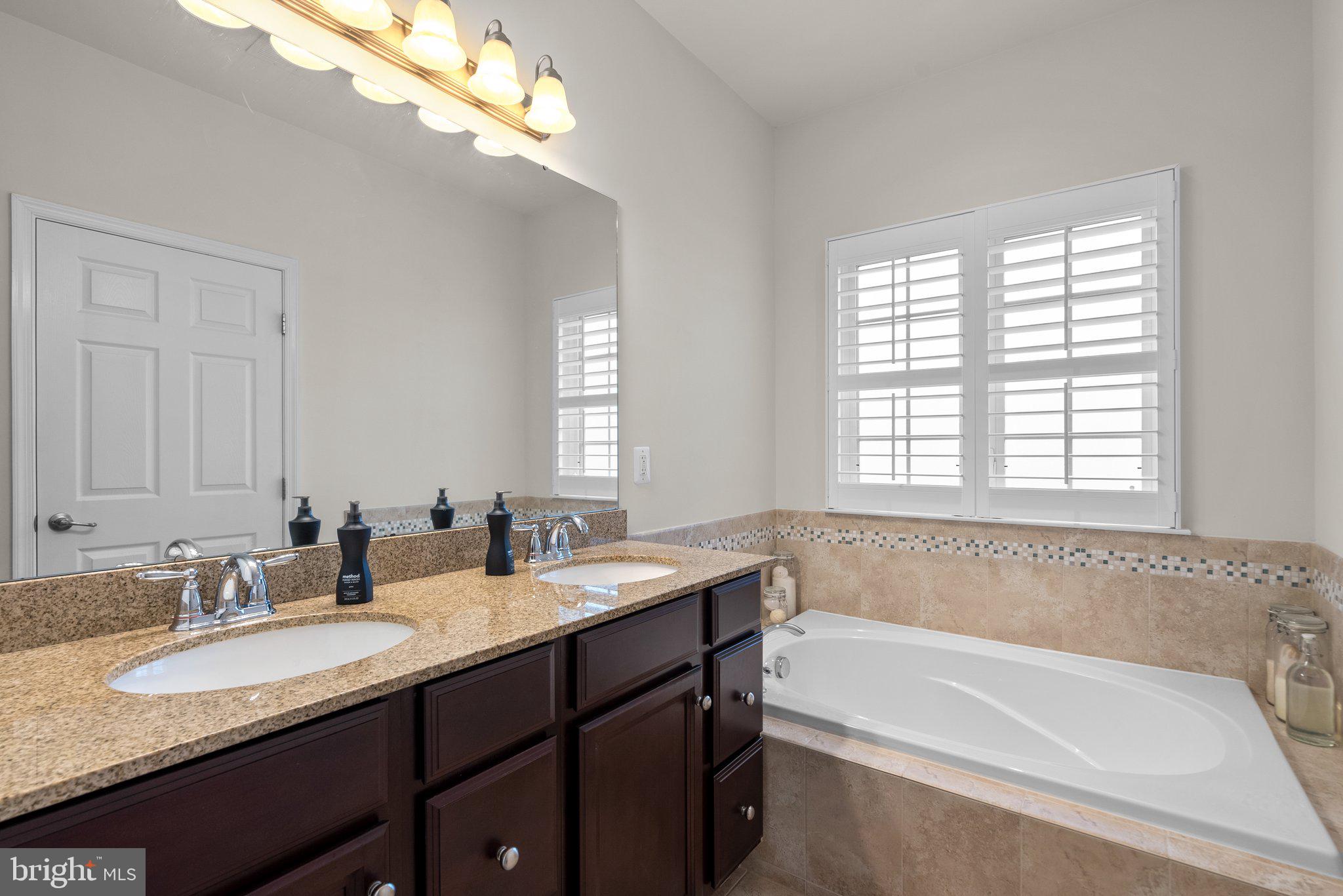 POTOMAC CLUB II - Residential Lease