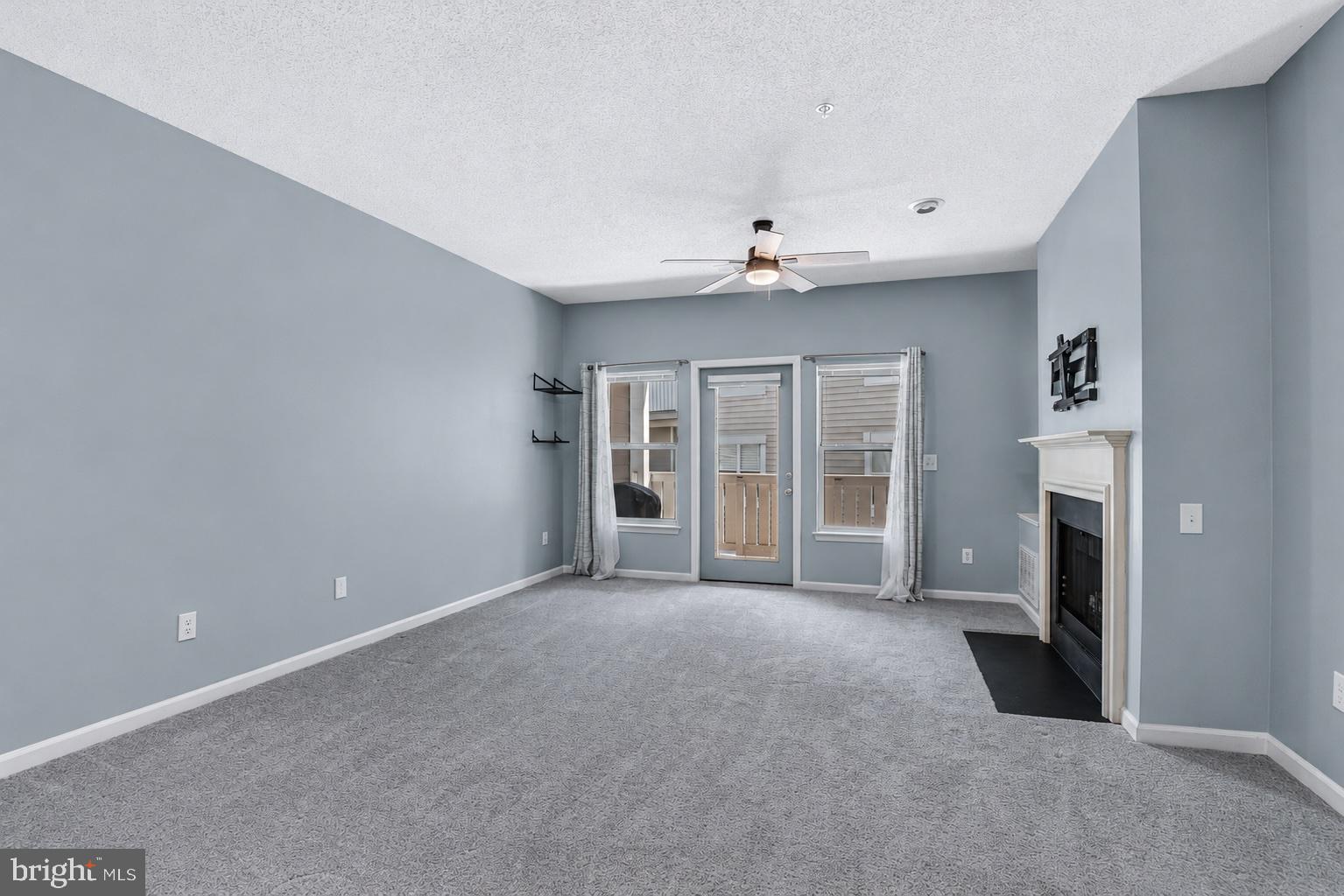 SANDERLING CONDO - Residential