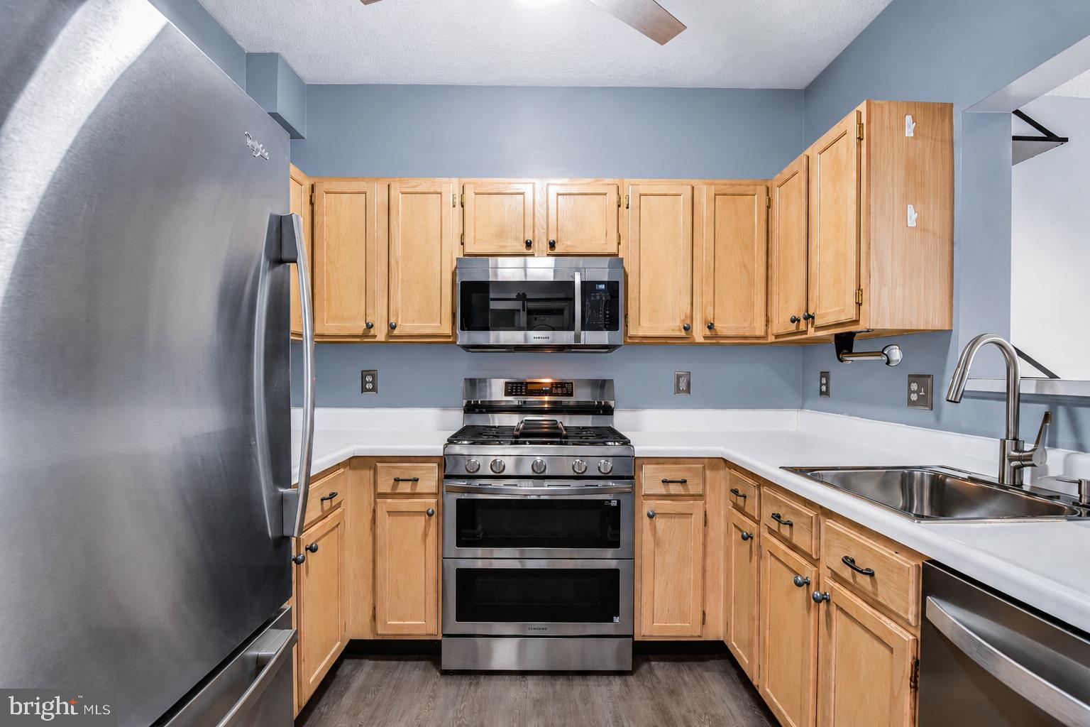 SANDERLING CONDO - Residential