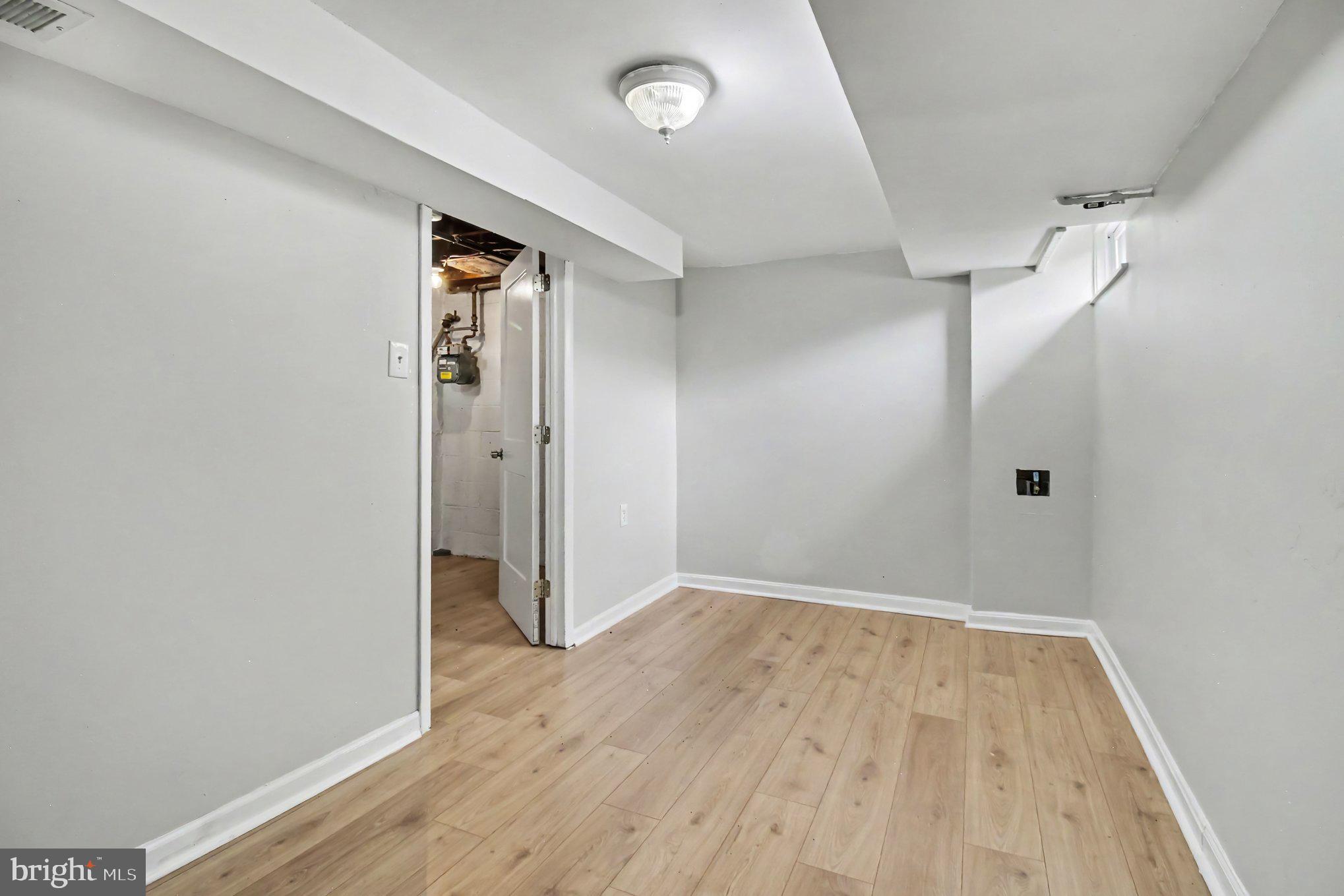 BEVERLY - Residential