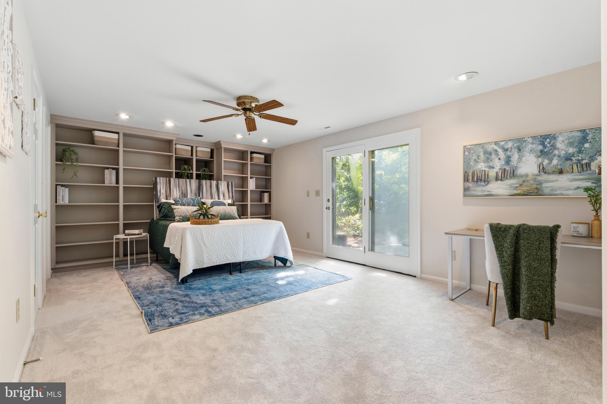 KENWOOD OAKS - Residential