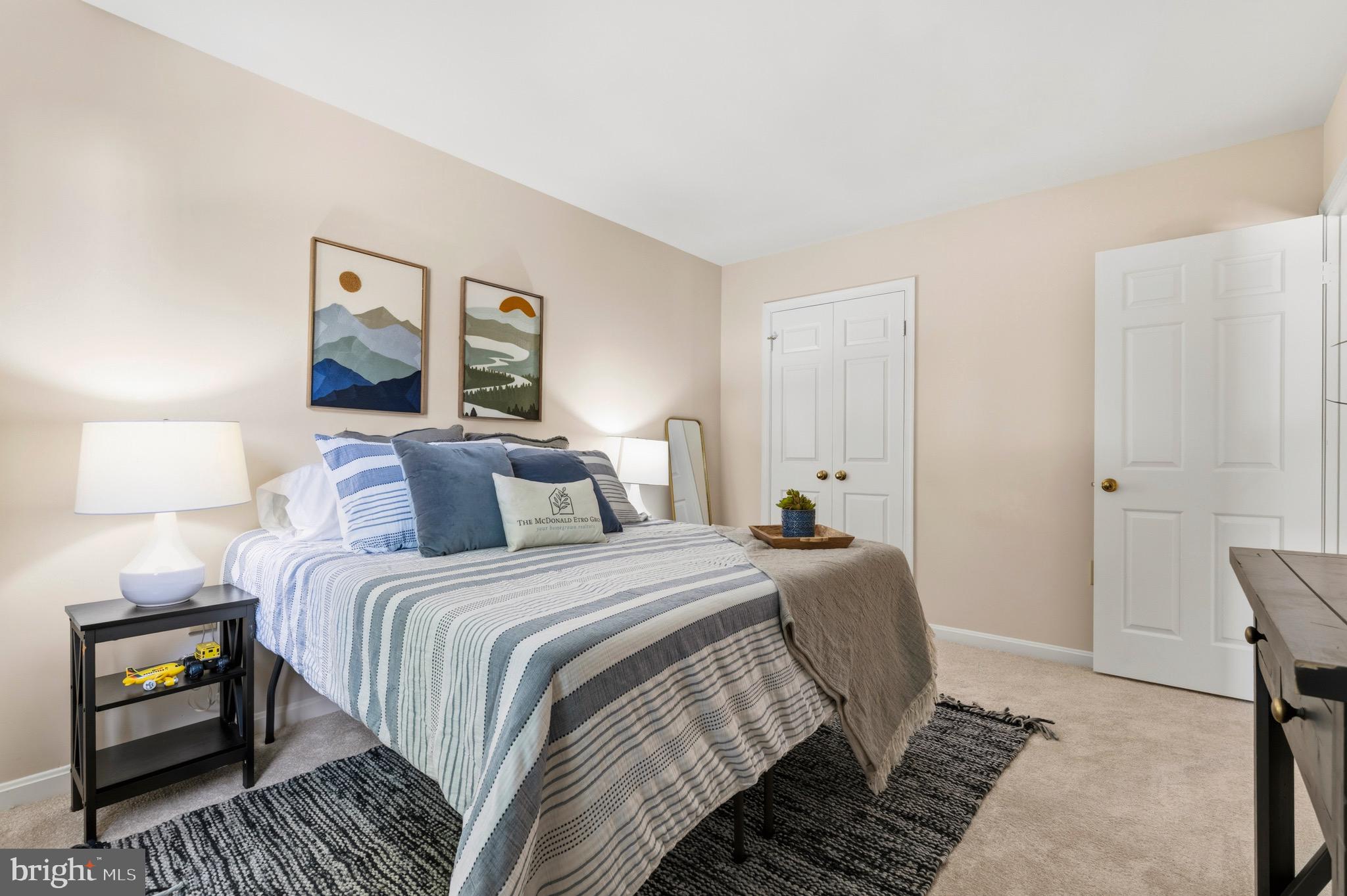 KENWOOD OAKS - Residential