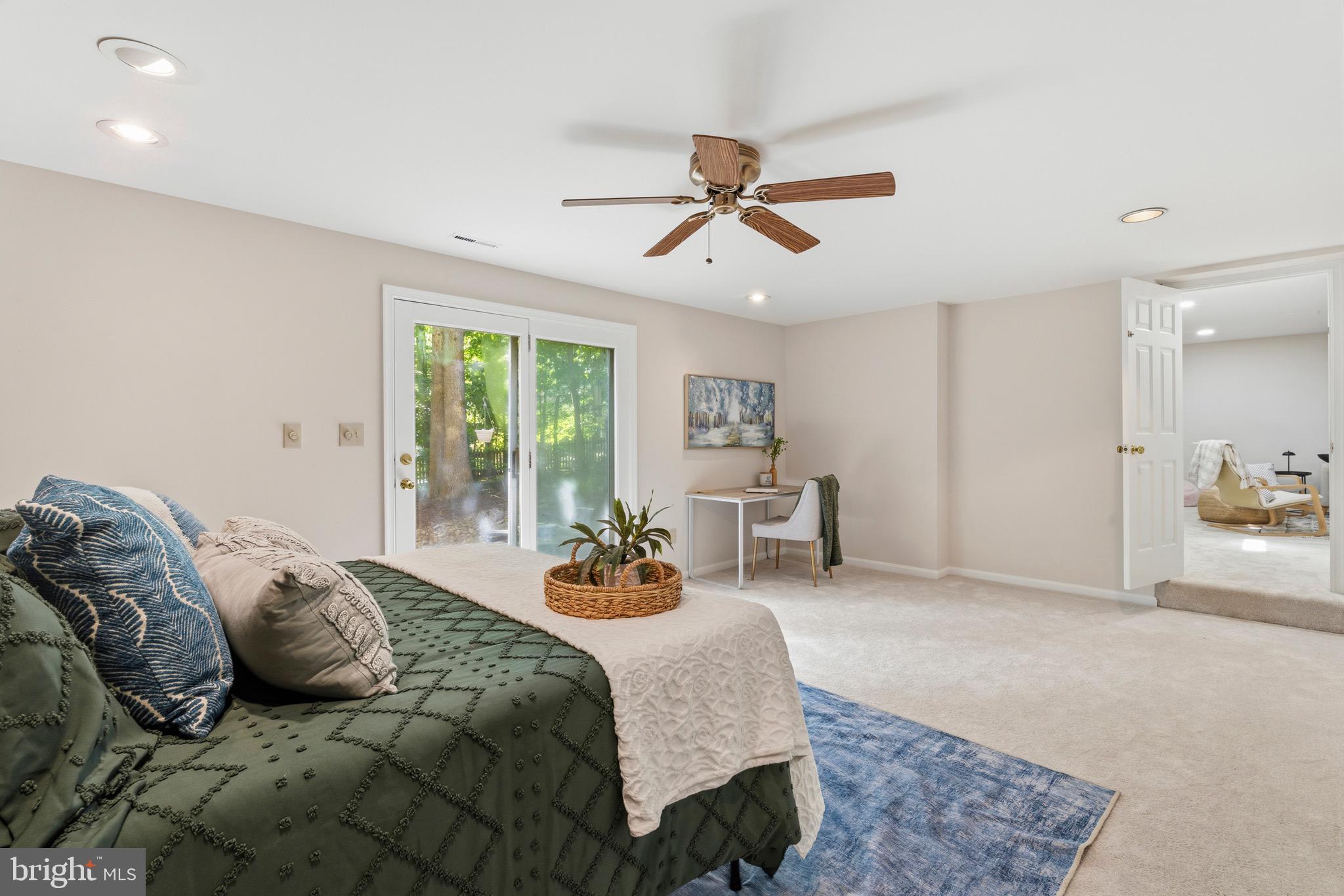 KENWOOD OAKS - Residential