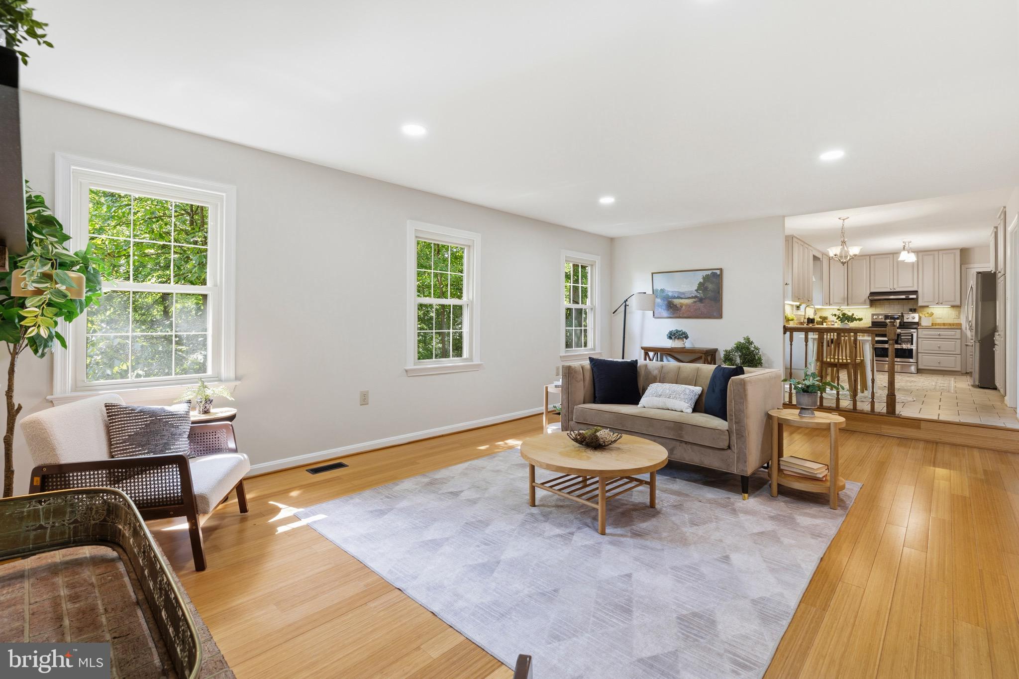 KENWOOD OAKS - Residential