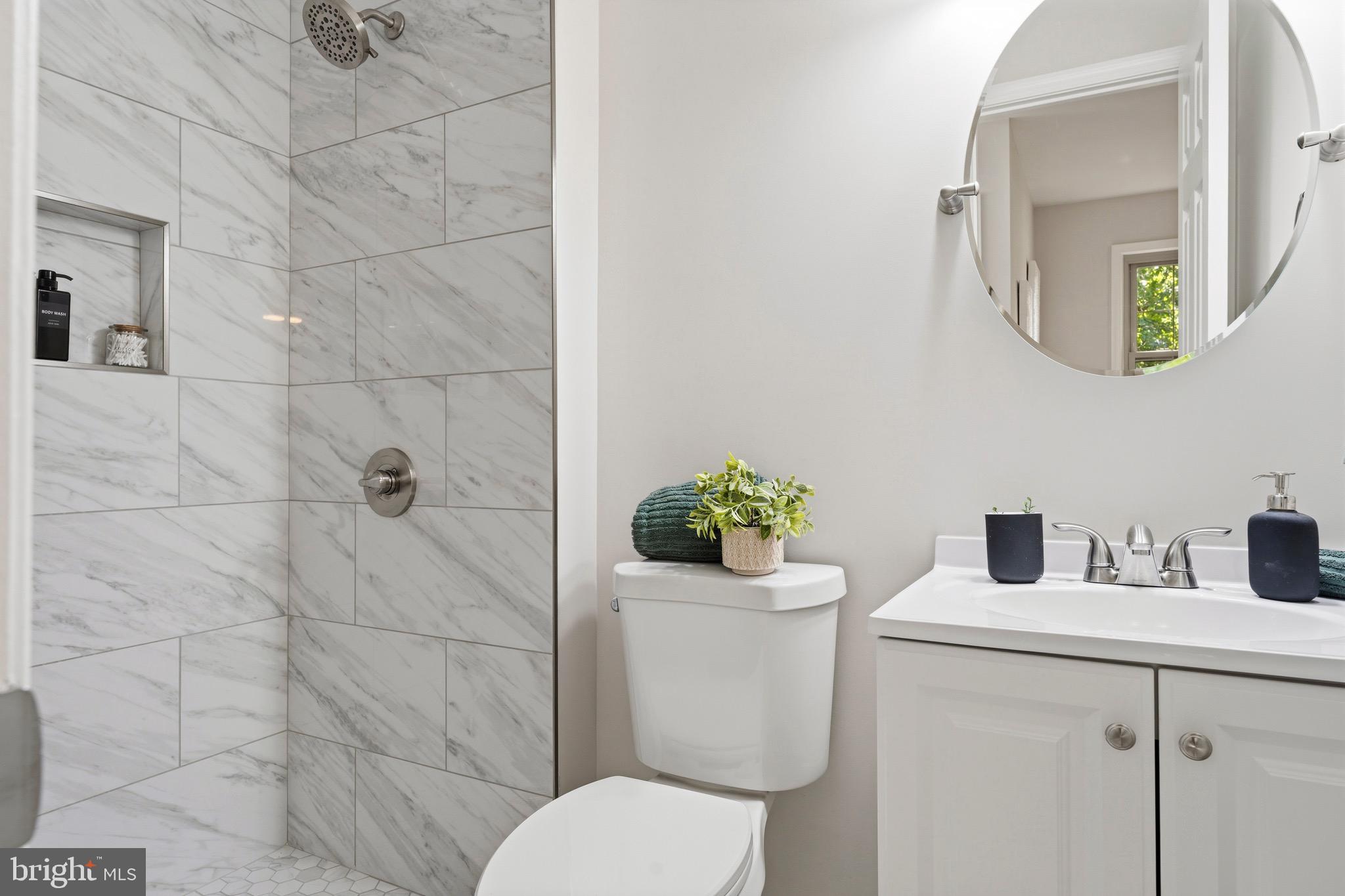 KENWOOD OAKS - Residential