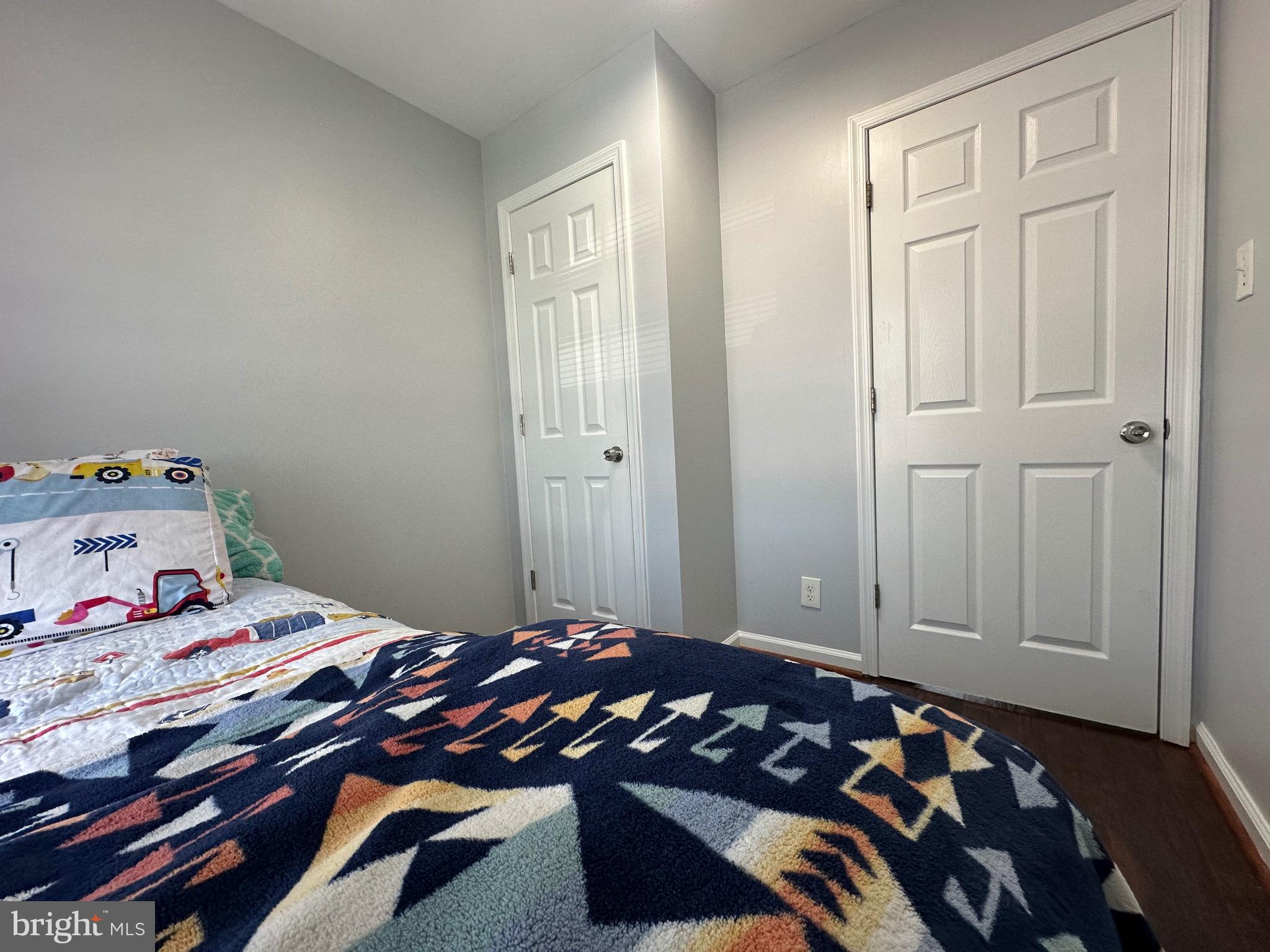PEMBROOKE - Residential
