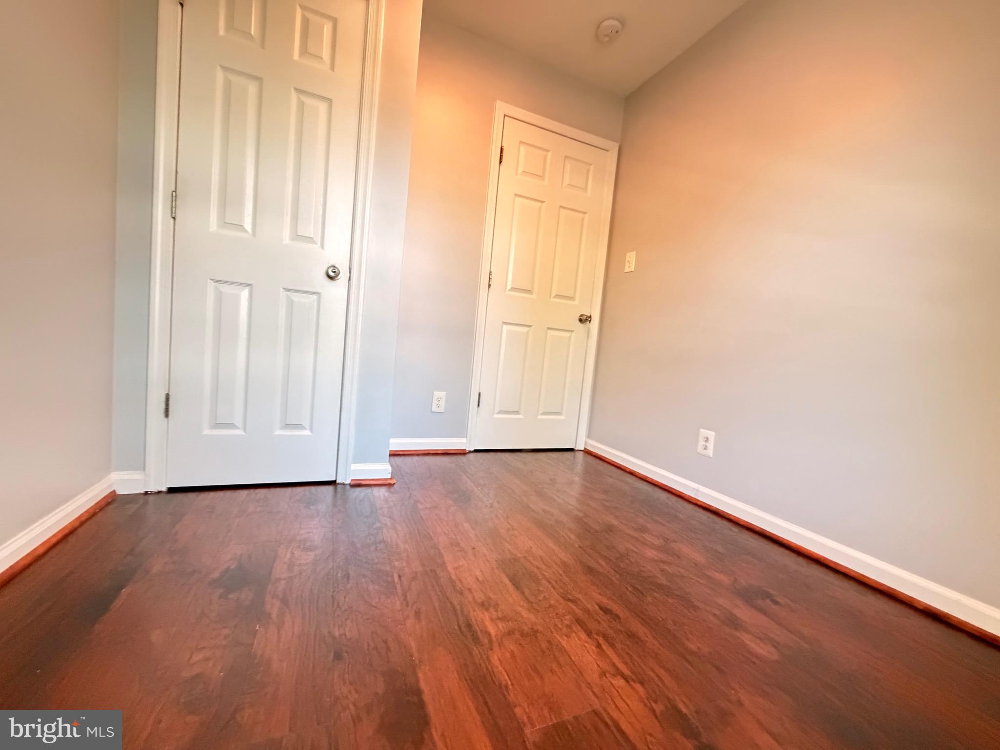 PEMBROOKE - Residential