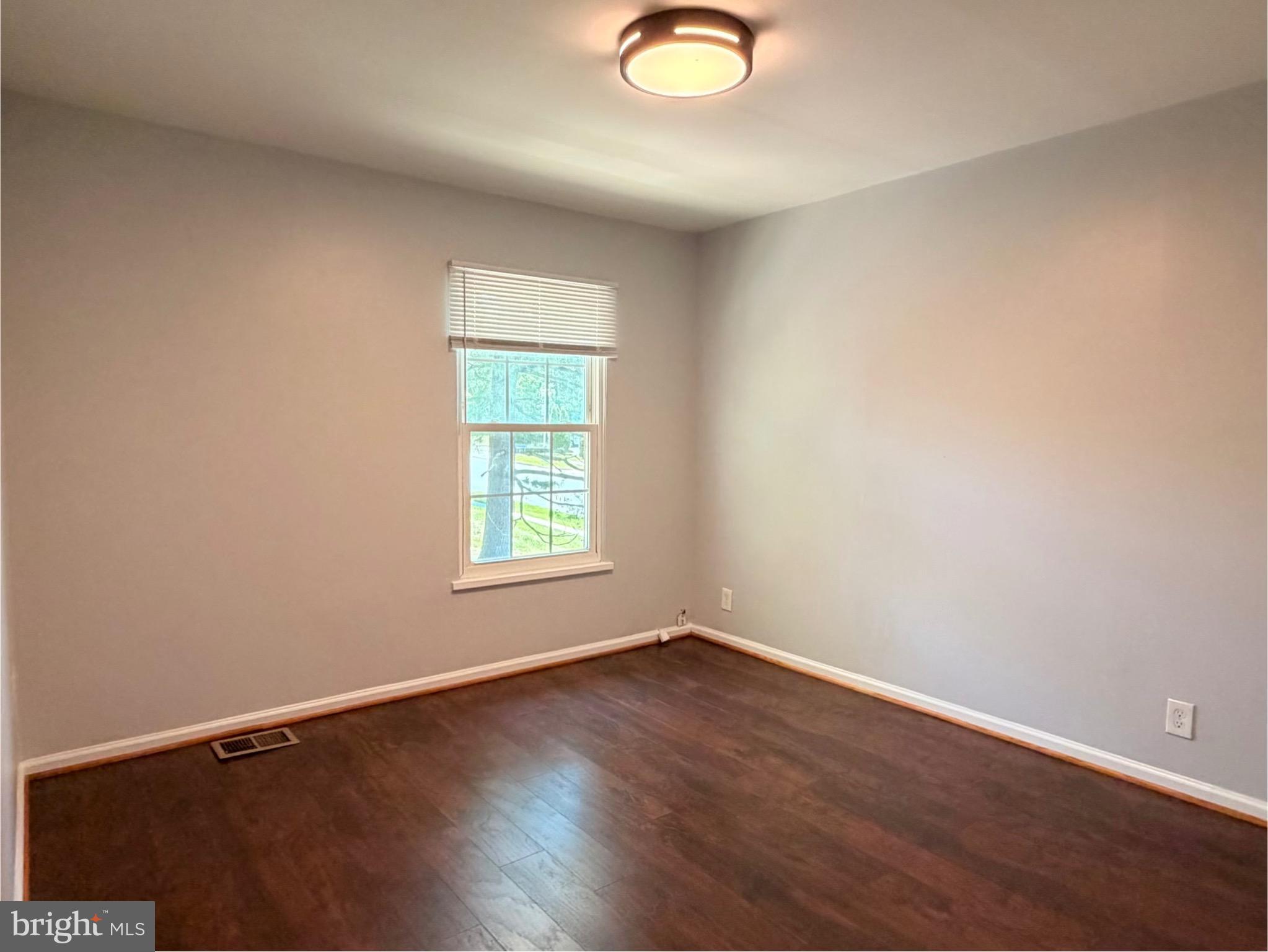PEMBROOKE - Residential