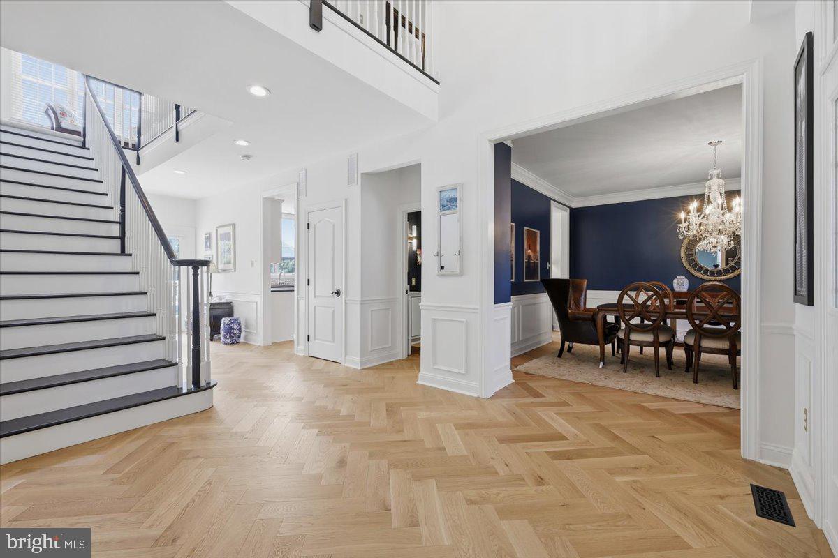 EAGLE GLENN - Residential