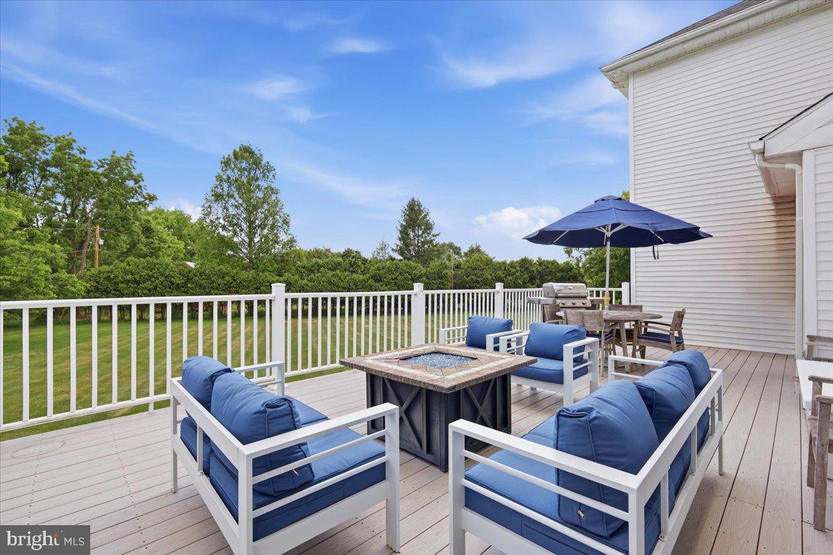 EAGLE GLENN - Residential