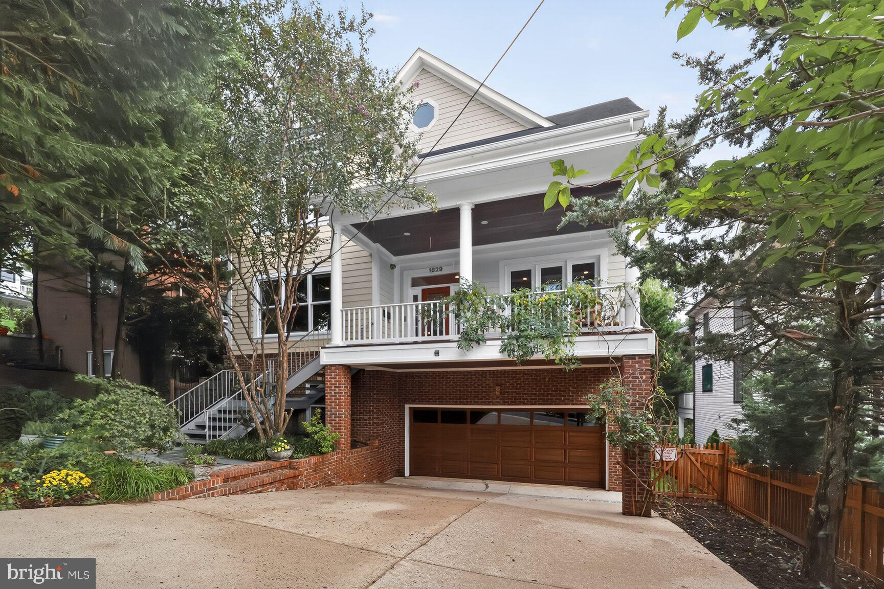 PALISADES - Residential