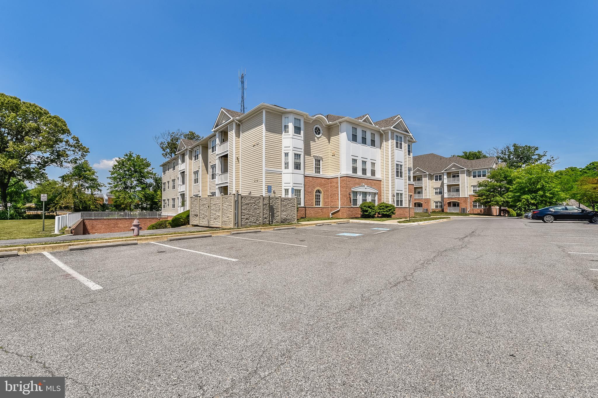 SEVERNA PARK GATEWAY VILLAGE - Residential