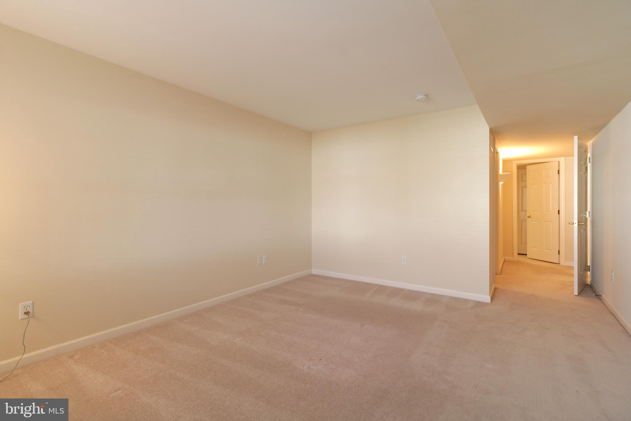 RIDGEFIELD TERRACE - Residential