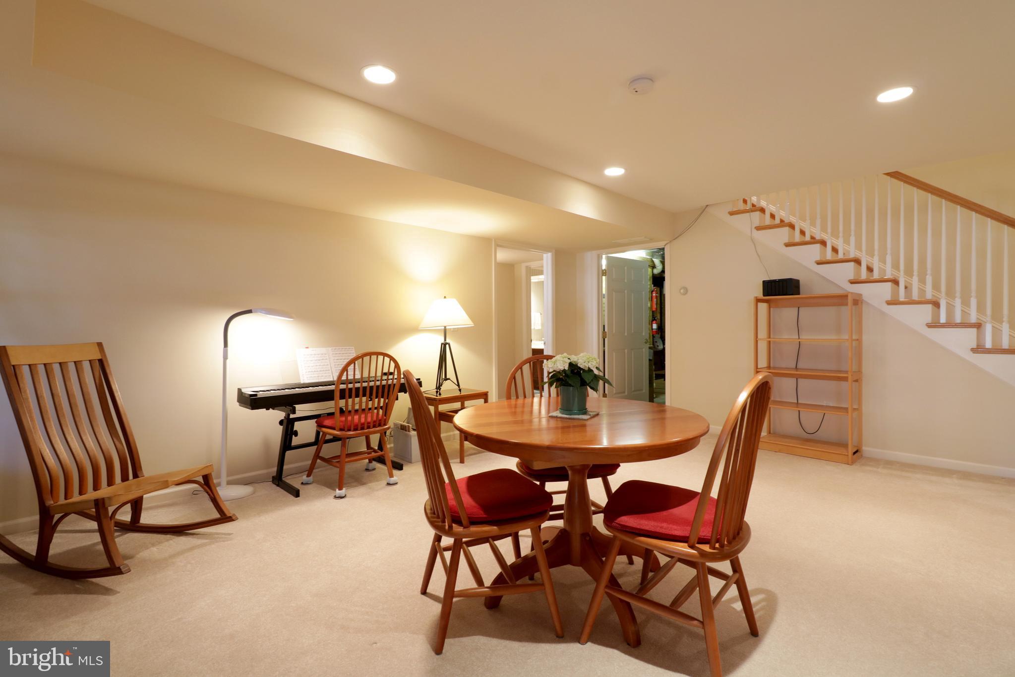 RIDGEFIELD TERRACE - Residential