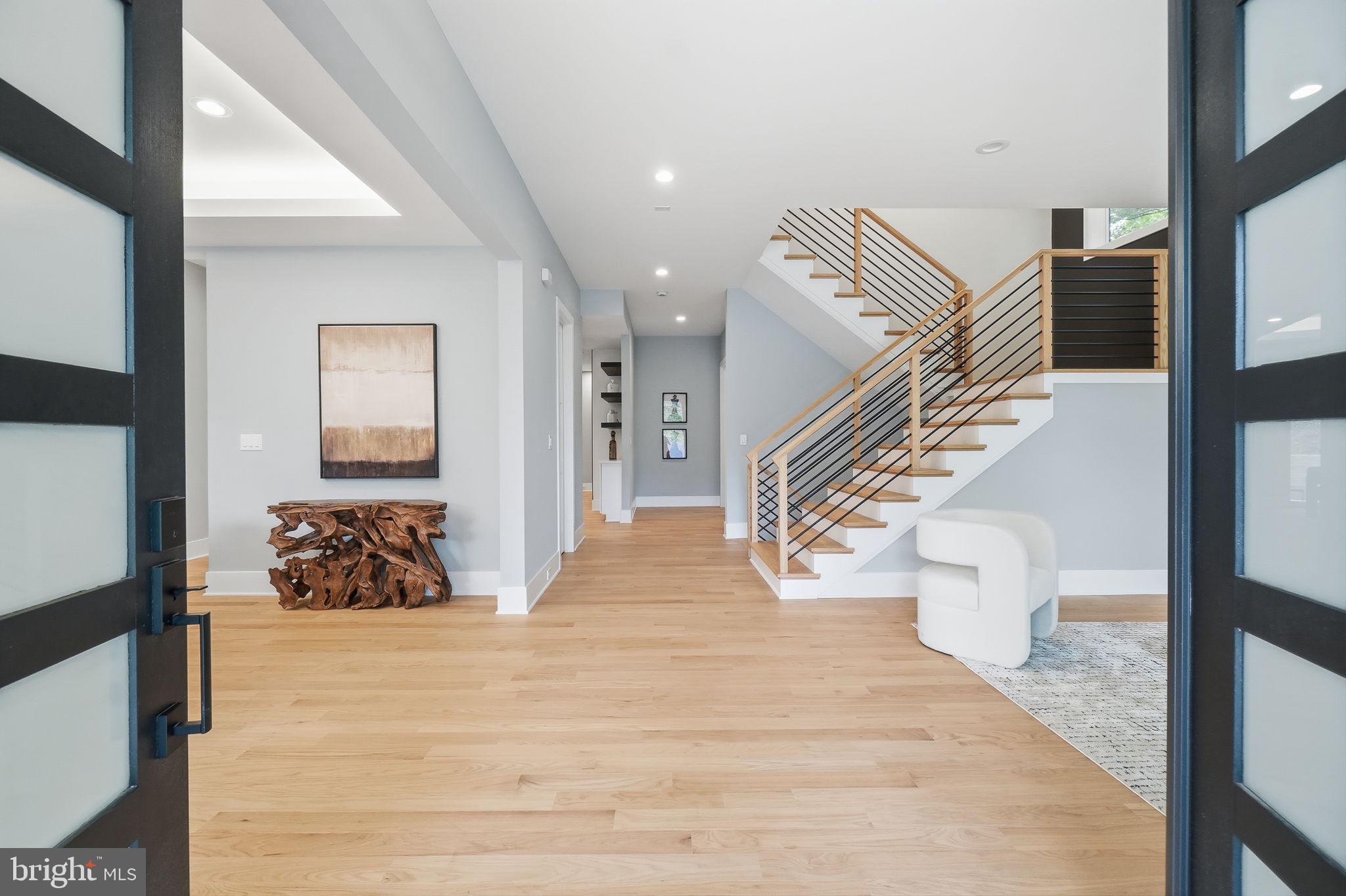 PIMMIT VIEW - Residential