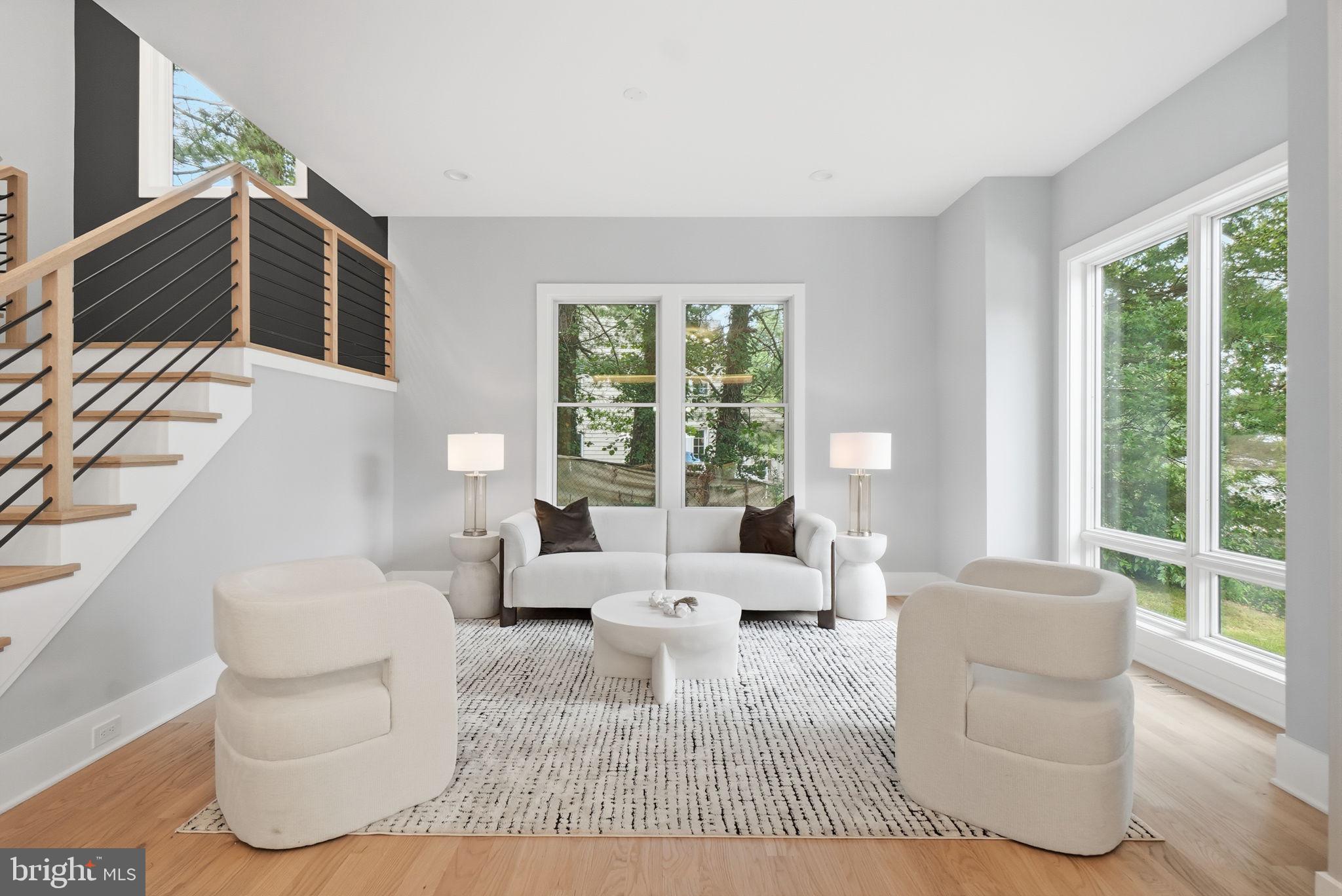 PIMMIT VIEW - Residential