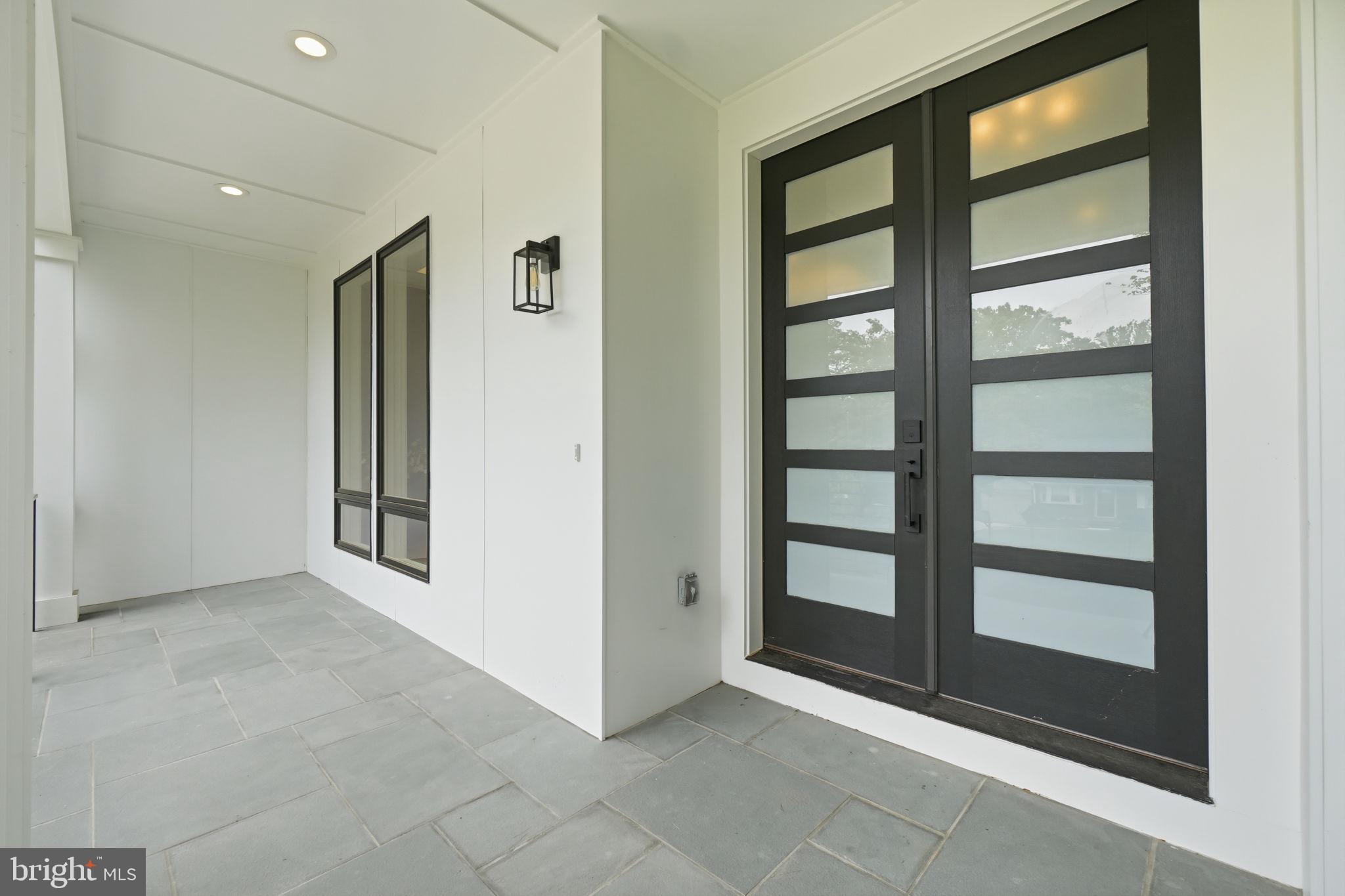 PIMMIT VIEW - Residential
