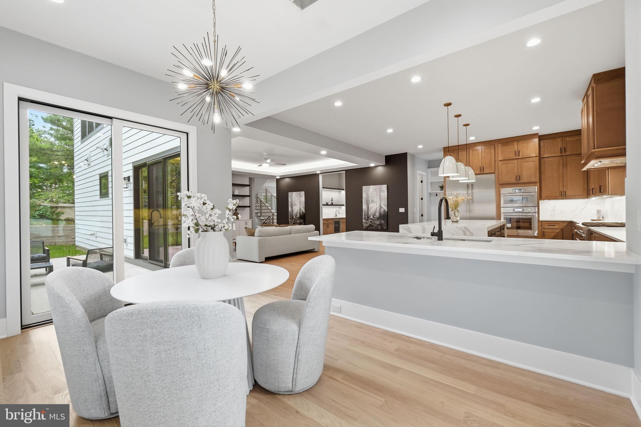 PIMMIT VIEW - Residential