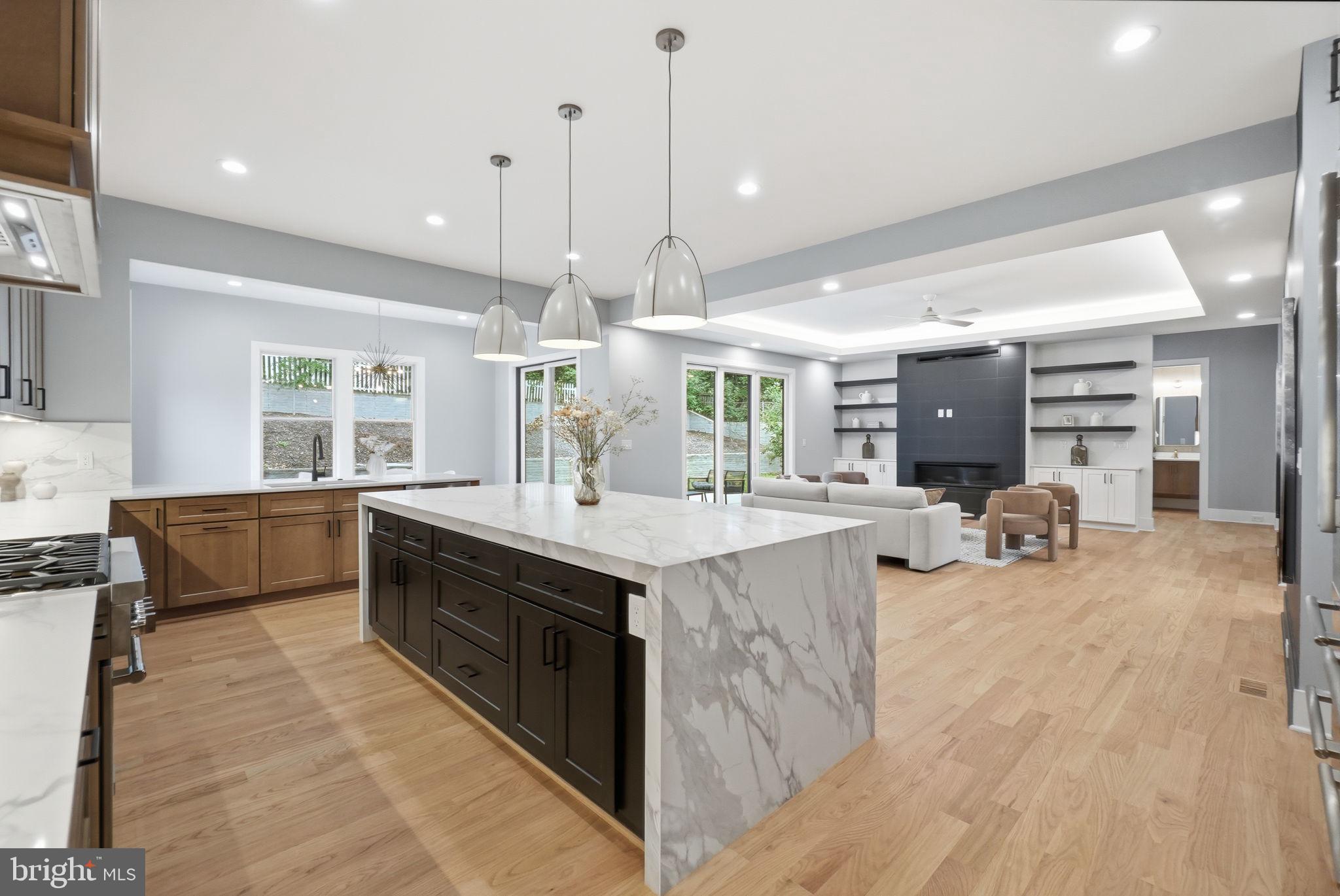 PIMMIT VIEW - Residential