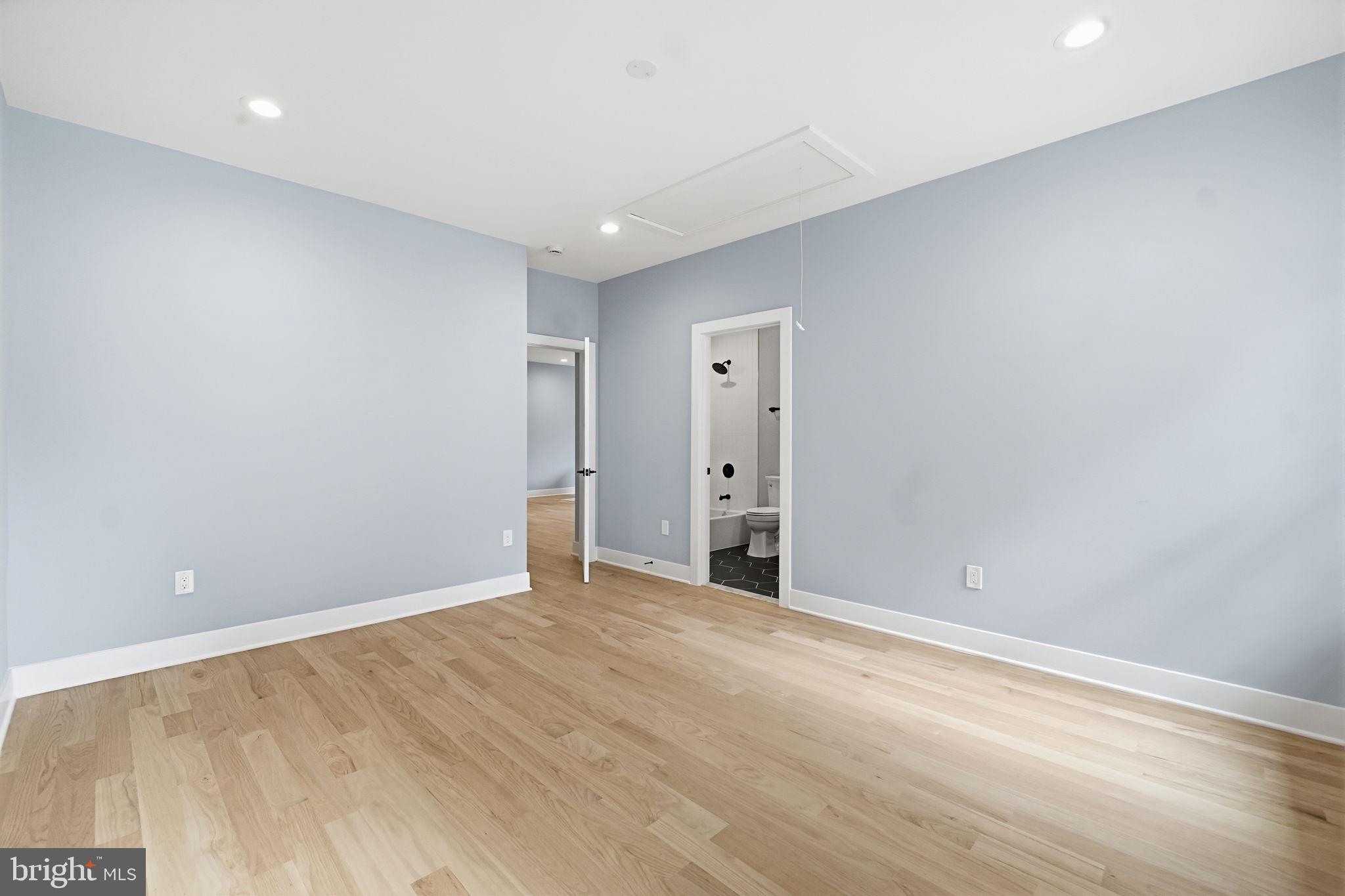 PIMMIT VIEW - Residential