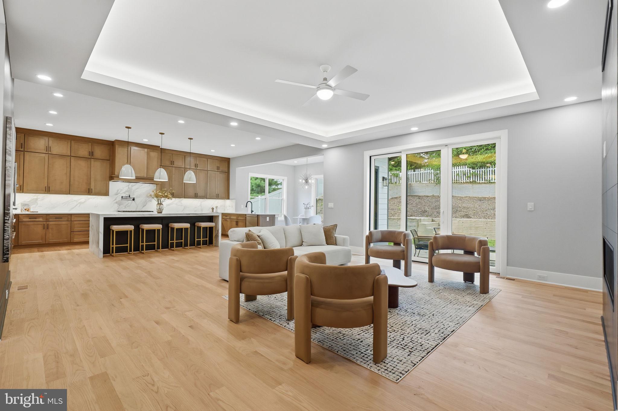 PIMMIT VIEW - Residential
