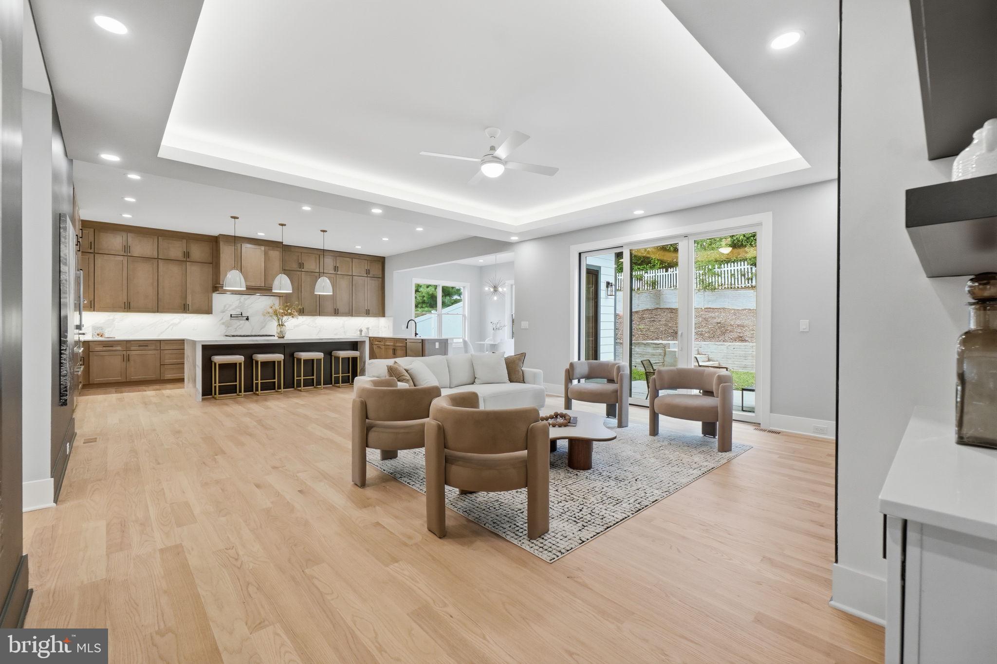 PIMMIT VIEW - Residential