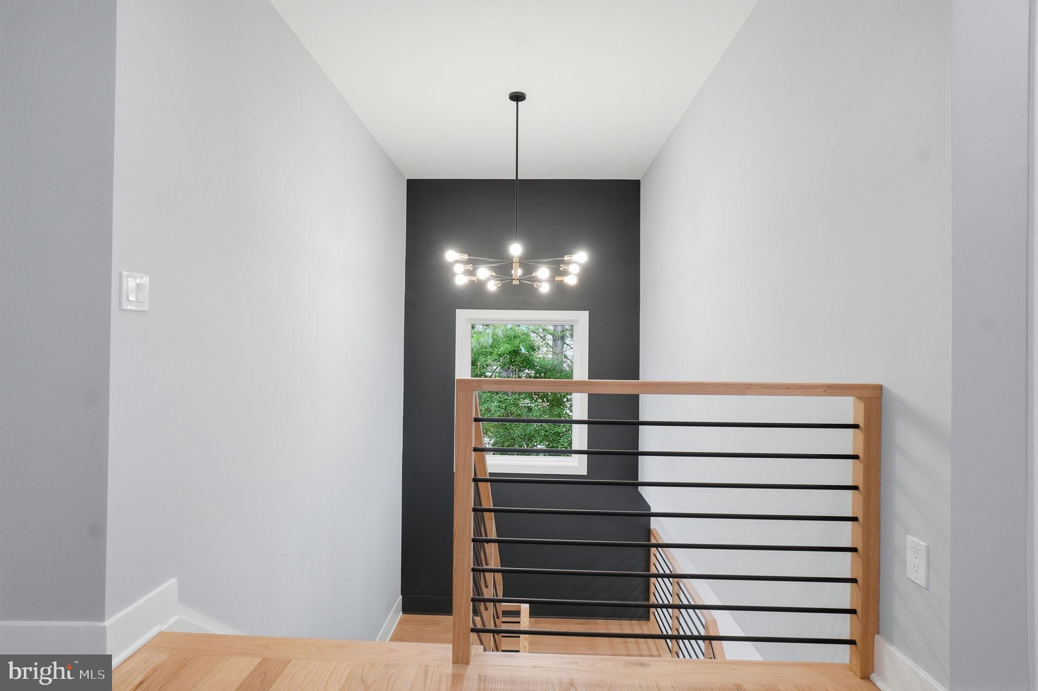PIMMIT VIEW - Residential