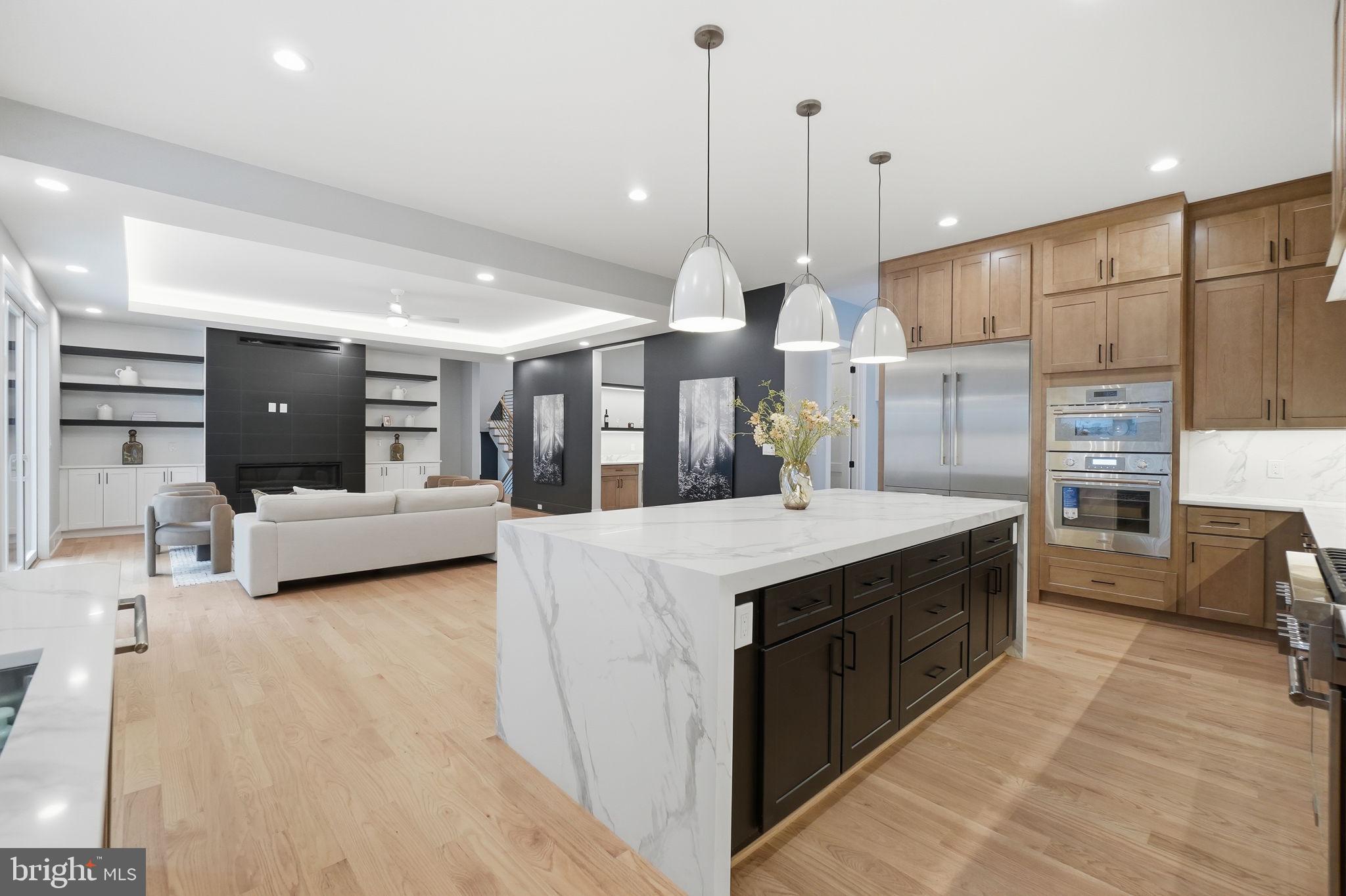 PIMMIT VIEW - Residential