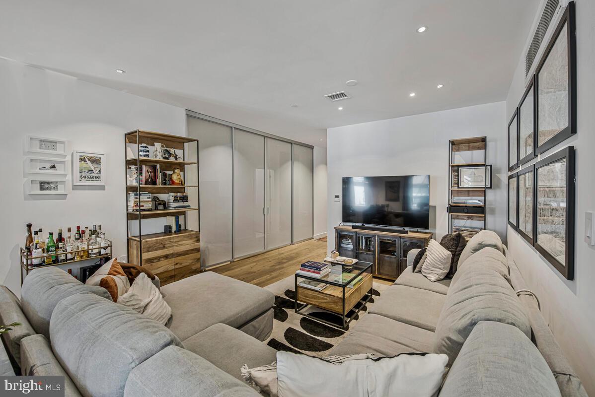 SHAW - Residential