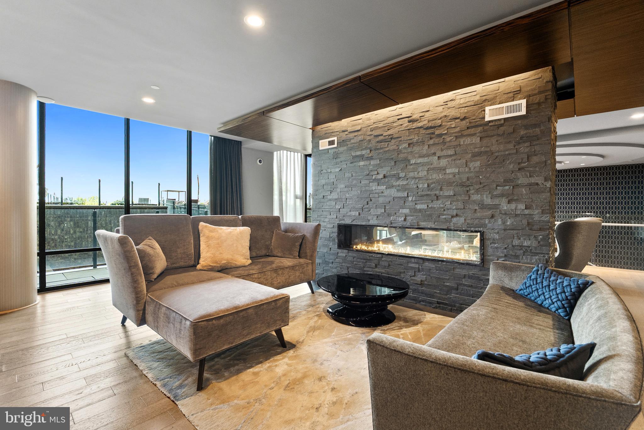 THE WHARF - Residential