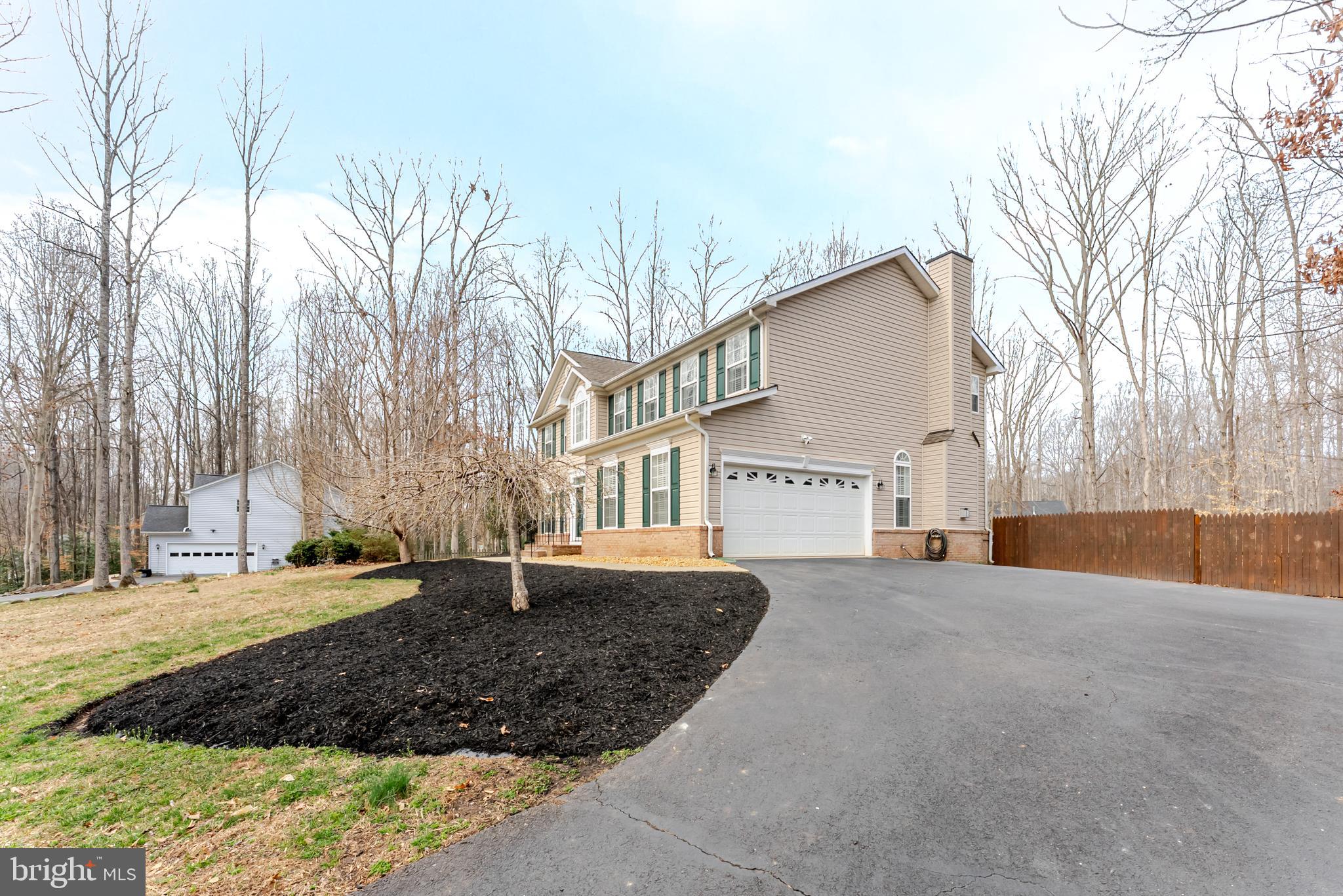 THE LAURELS - Residential