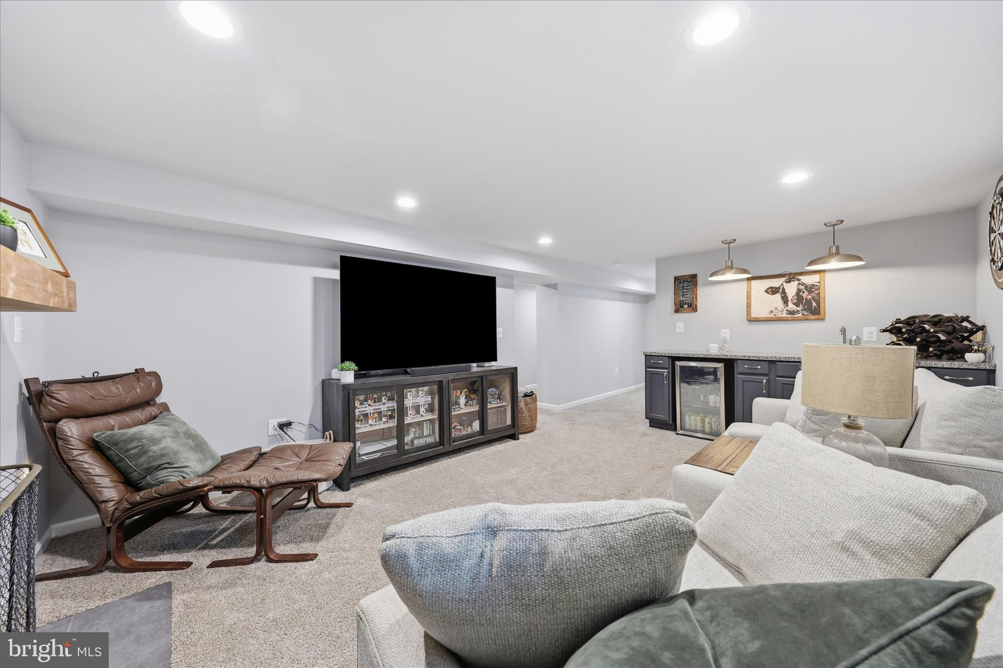 ROSEDALE - Residential