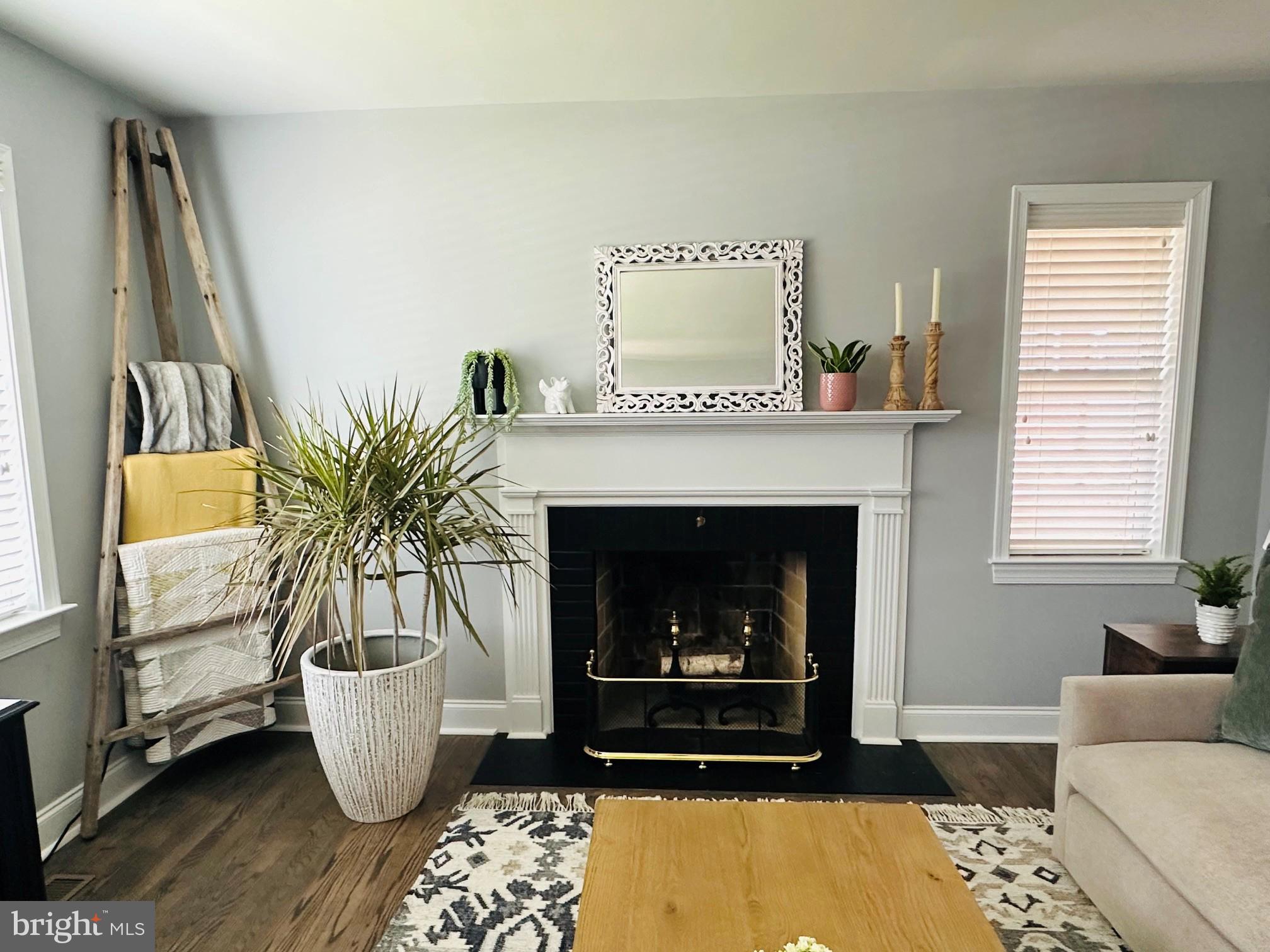 ROSEDALE - Residential
