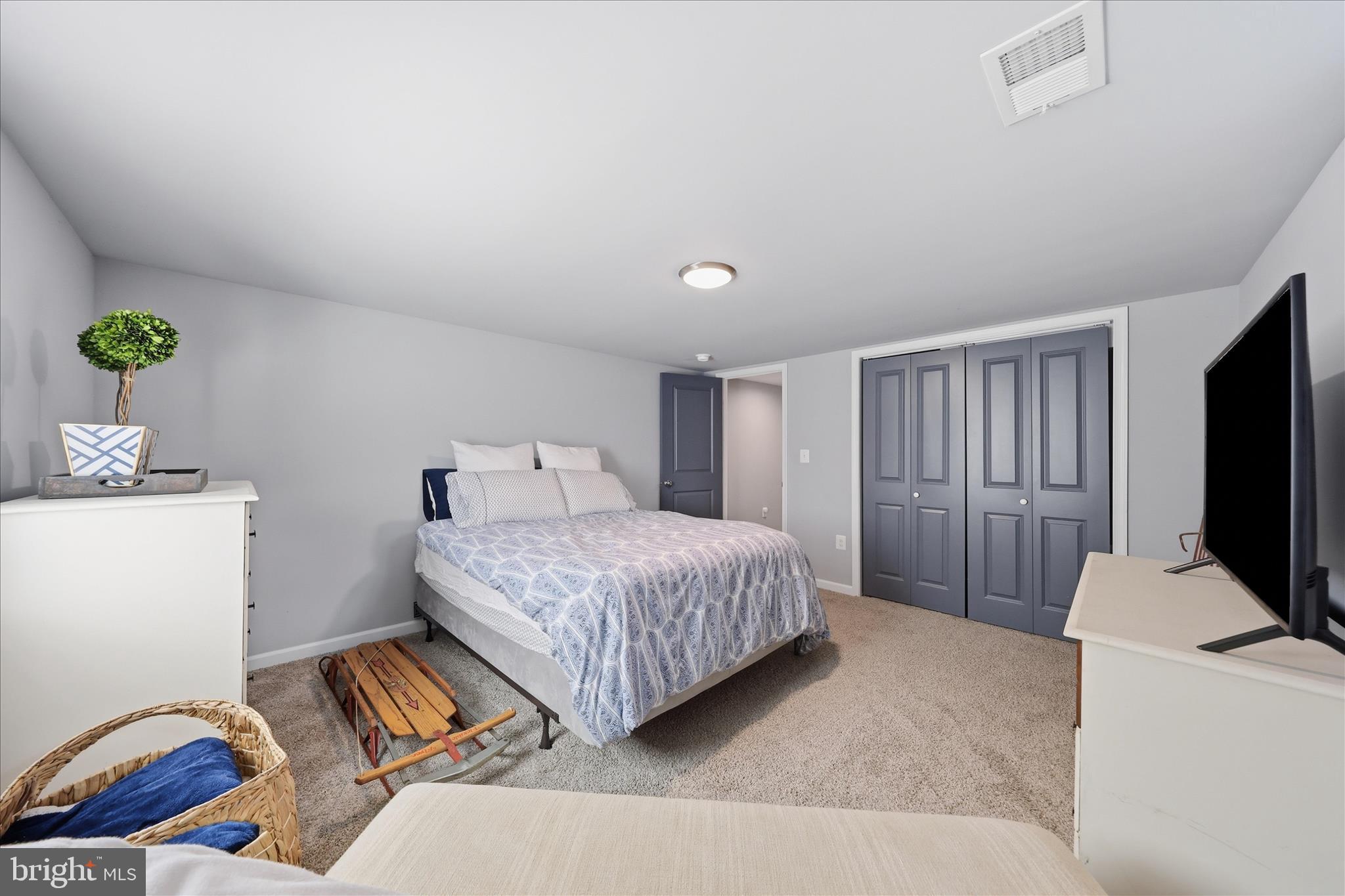ROSEDALE - Residential