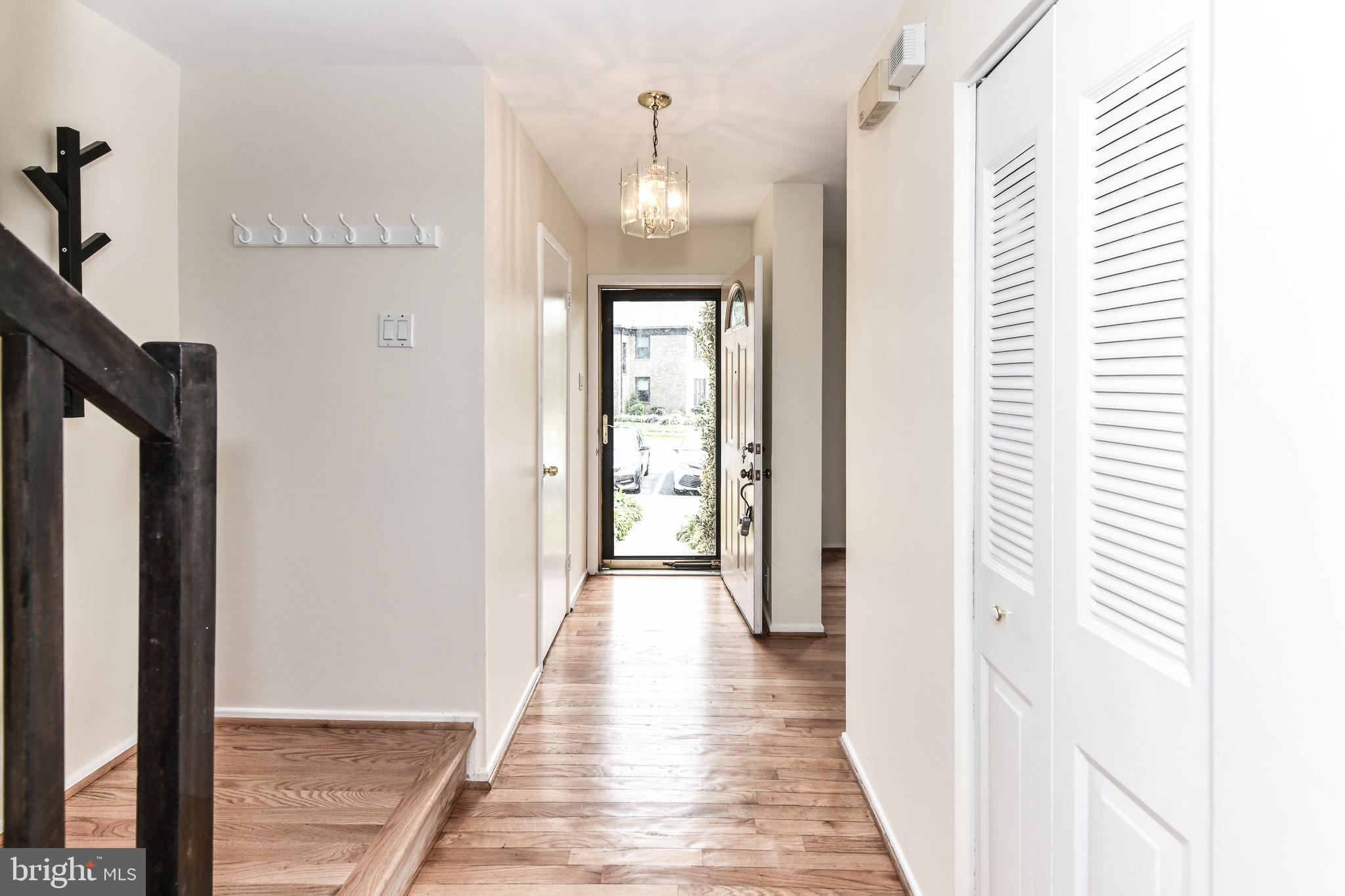 CHERRYWOOD SQUARE - Residential Lease