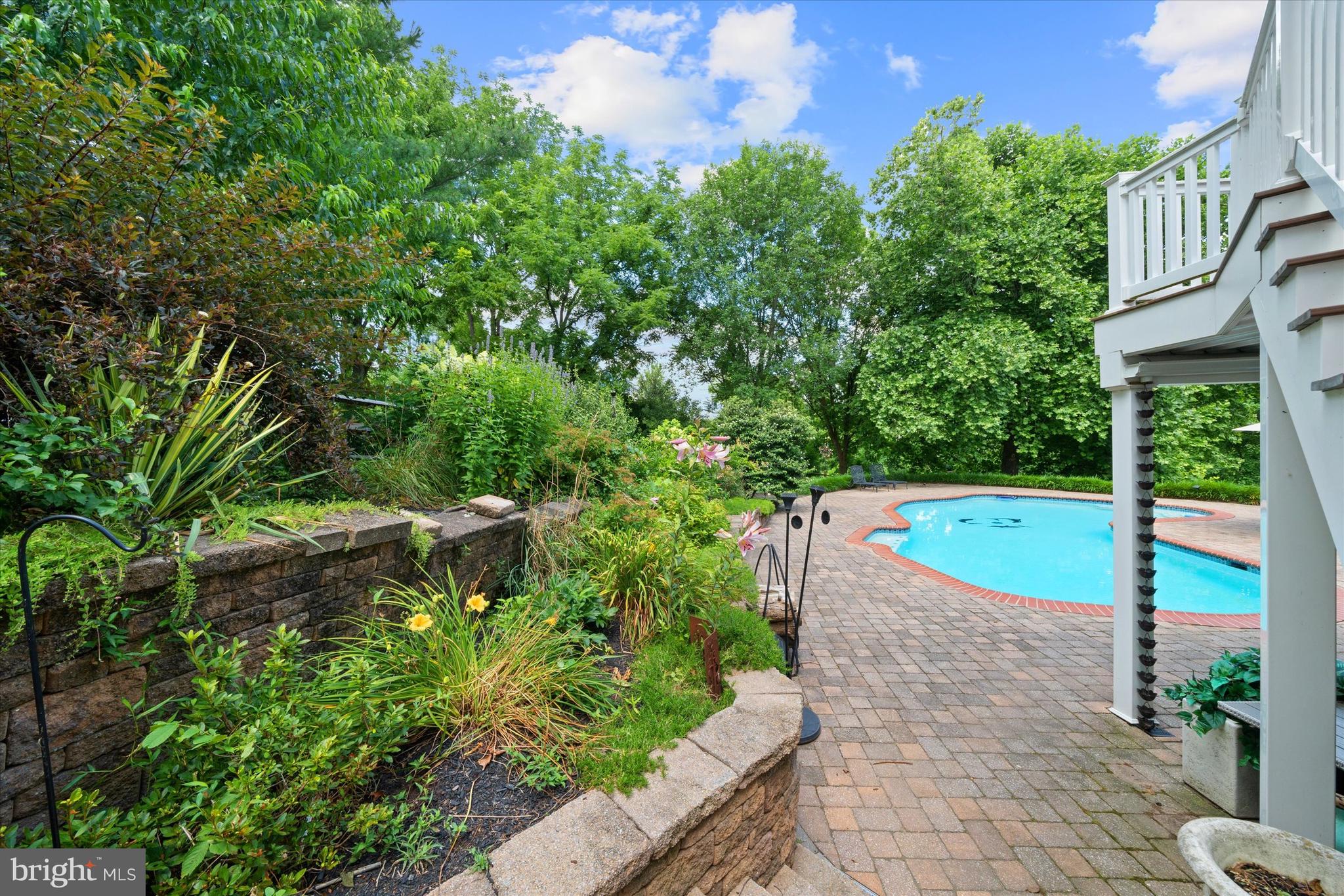 HILLS OF SULLIVAN - Residential