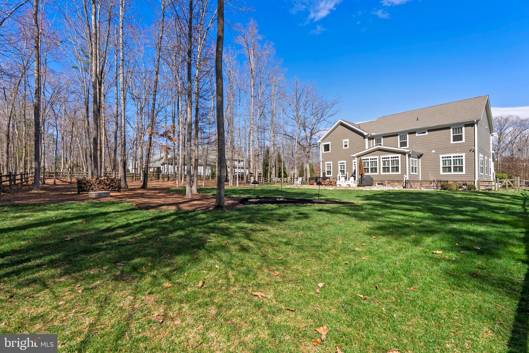 FAWN LAKE - Residential