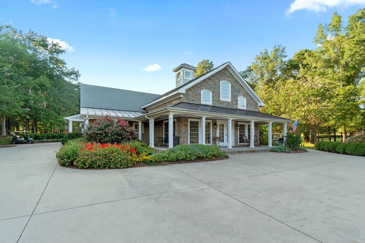 FAWN LAKE - Residential