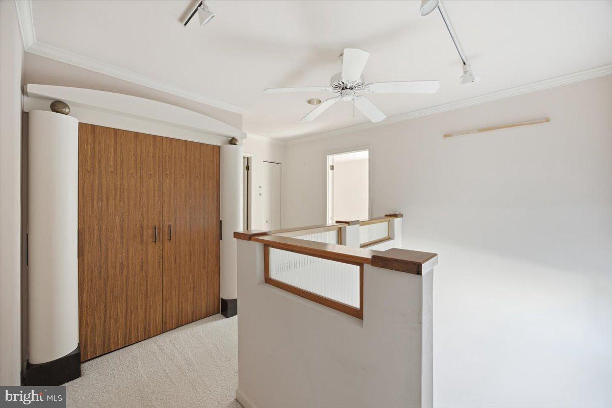 CAMELOT ESTATES - Residential