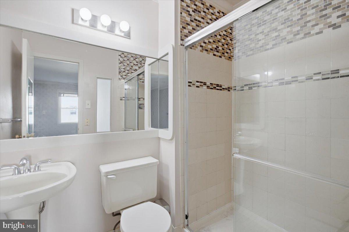 CAMELOT ESTATES - Residential
