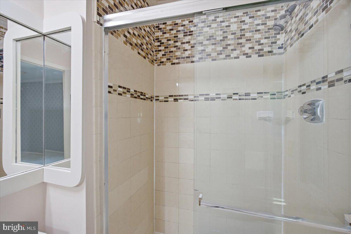 CAMELOT ESTATES - Residential