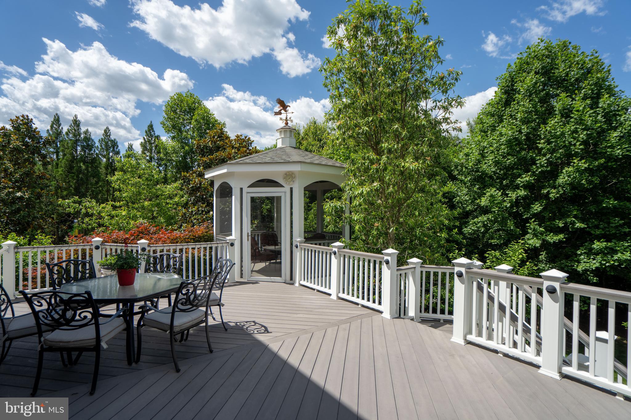 CEDAR CREST - Residential