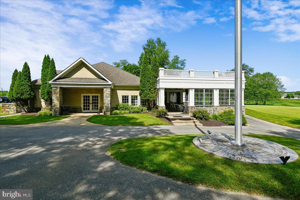 COURTYARDS AT WAVERLY WOODS EAST - Residential