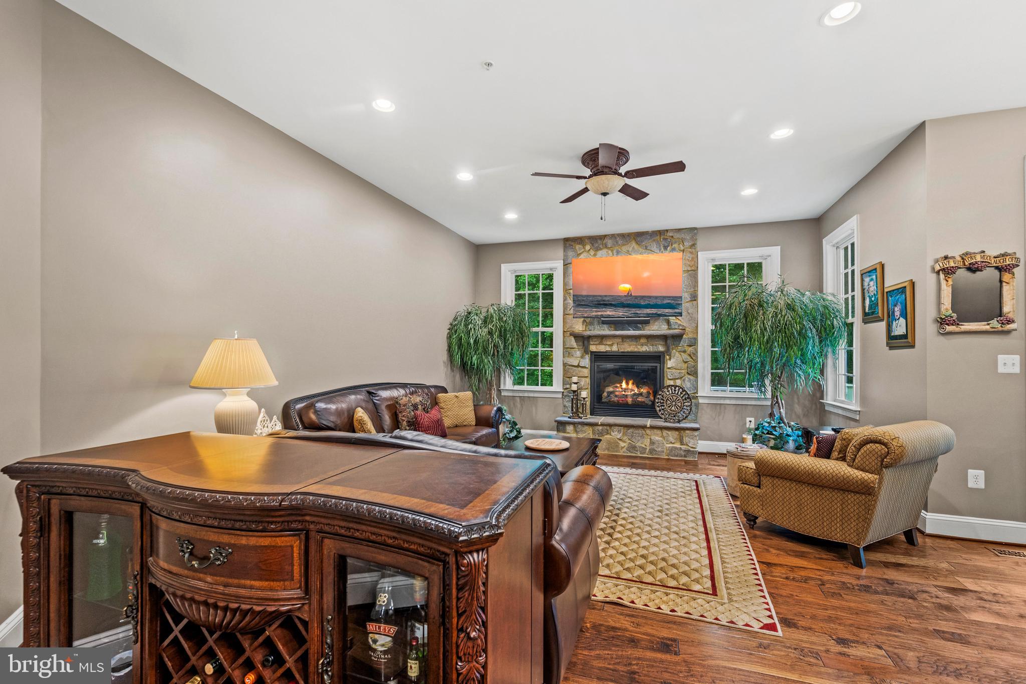 WAVERLY WOODS WEST - Residential