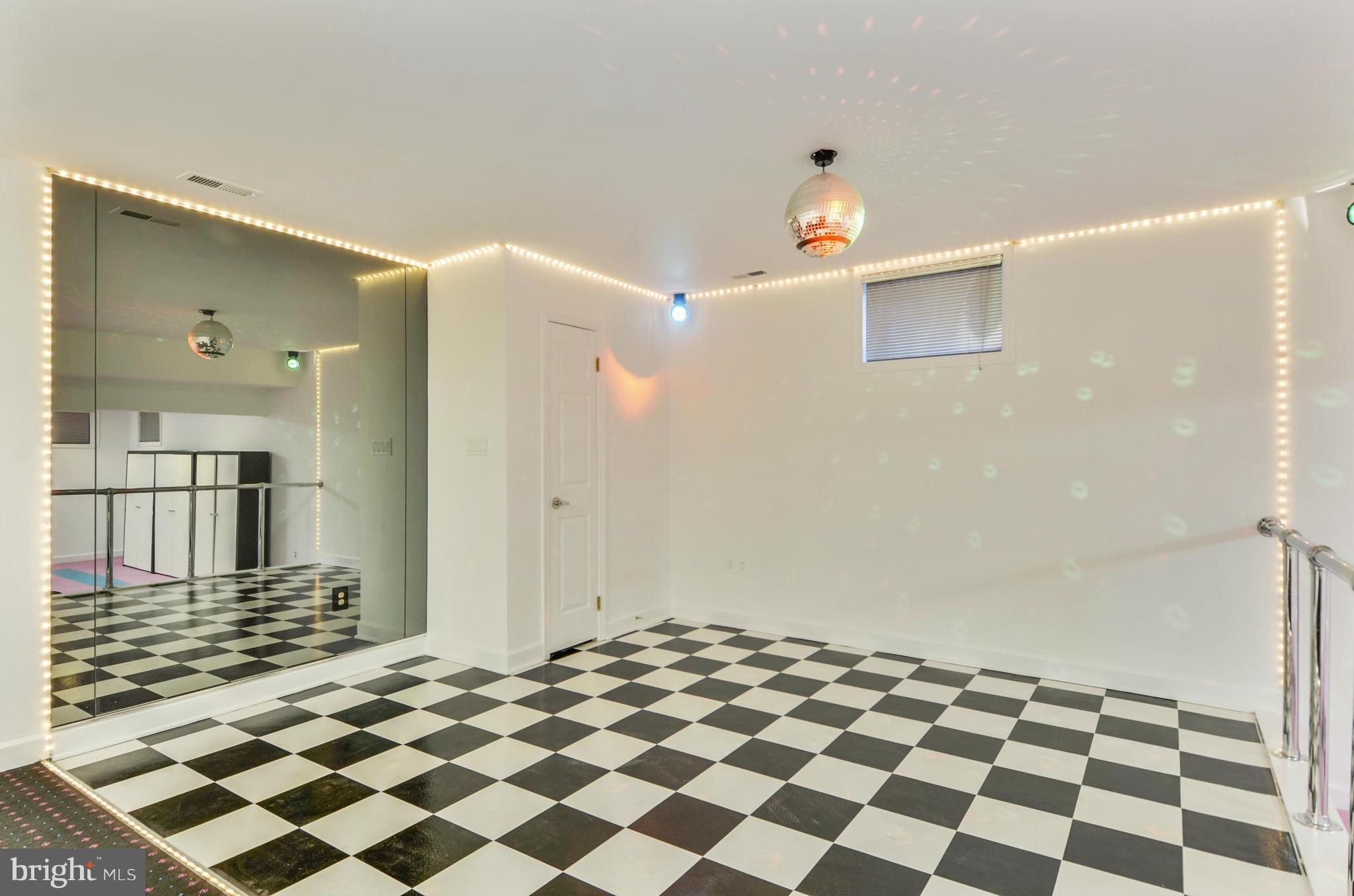AVENEL - Residential