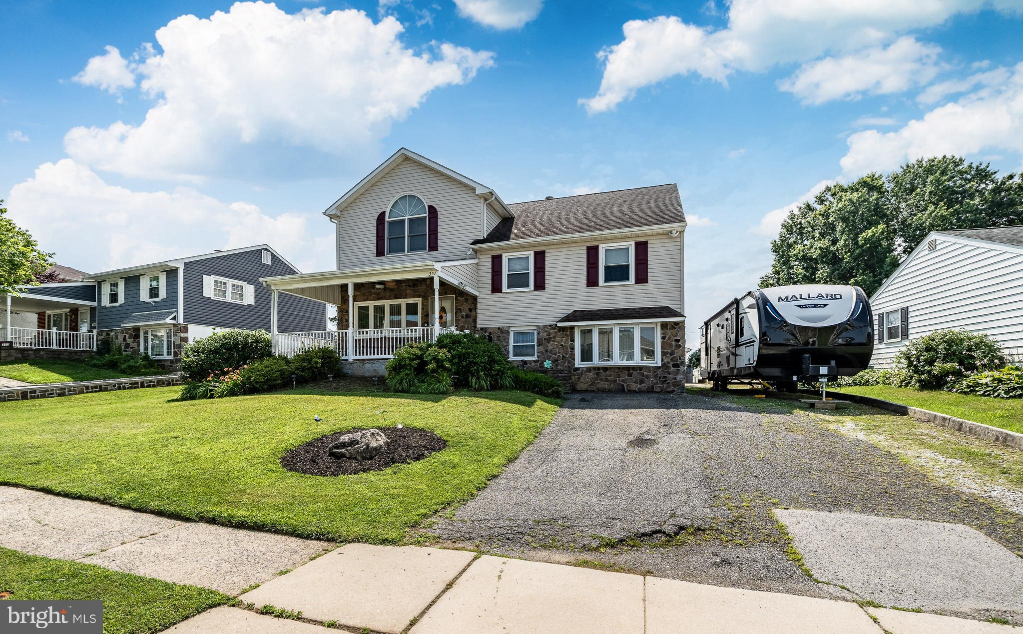 LAWRENCE PARK - Residential