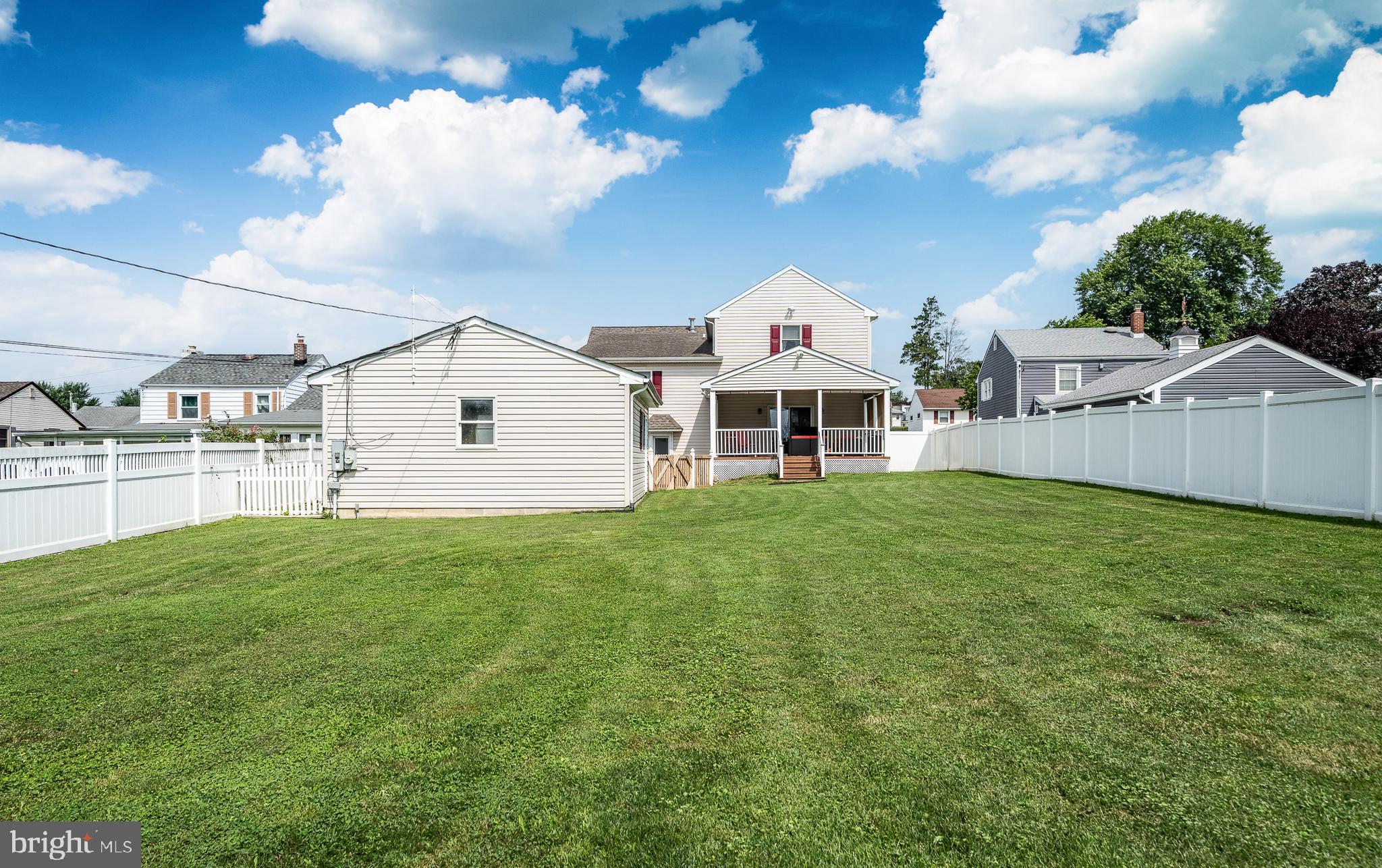 LAWRENCE PARK - Residential