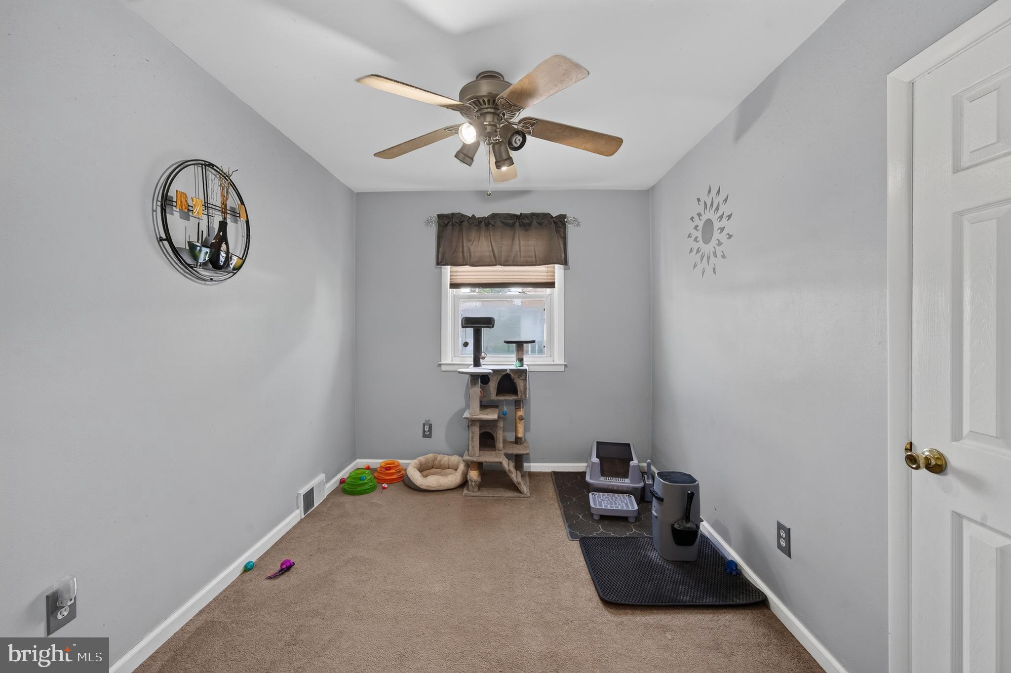 LAWRENCE PARK - Residential